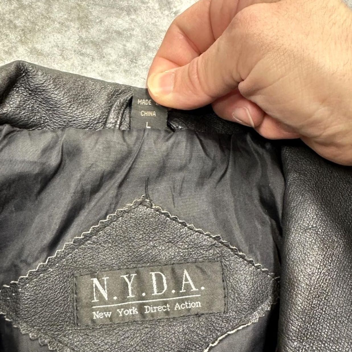 Logo 7 N.Y.D.A. Jacket Mens L Black Leather Bomber NYDA Chest Logo Silver Star Resort Casino Jacket Mens L Black Leather Bomber NYDA Logo Size US L / EU 52-54 / 3 - 5 Thumbnail