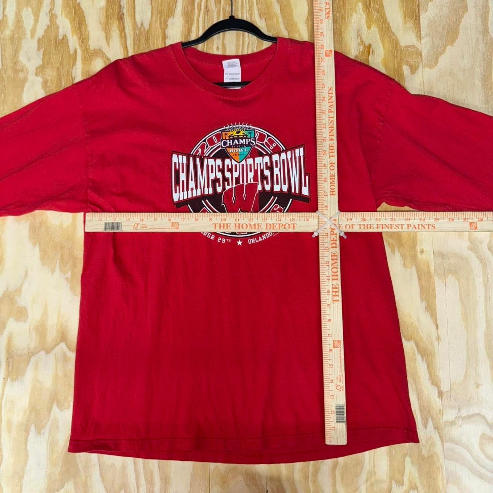 Gildan Vintage y2k champ sports bowl football wisconsin badgers tee Size US XL / EU 56 / 4 - 3 Thumbnail