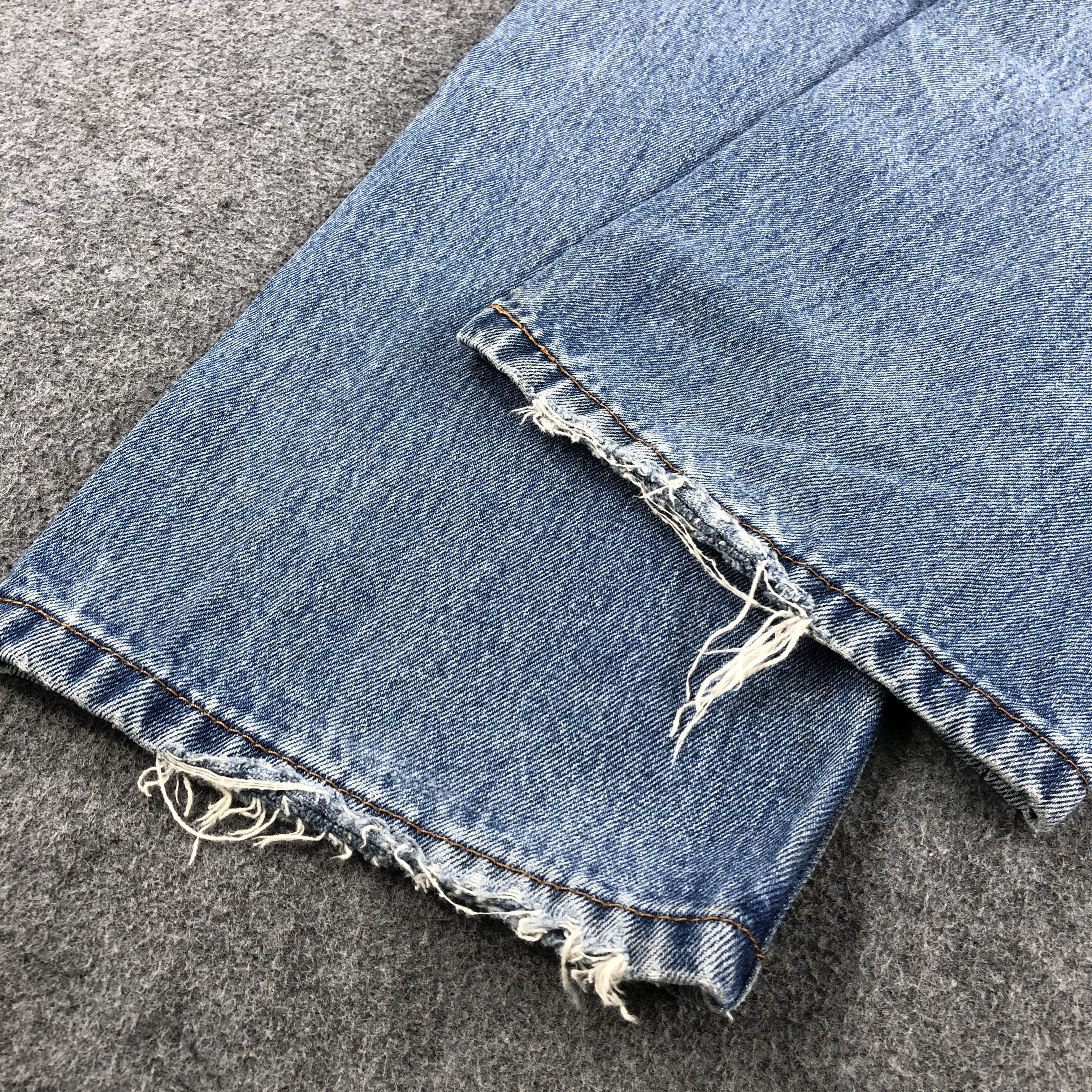 Levi's Vintage Blue Wash Levis 505 Jeans-J2151 Size US 35 - 6 Thumbnail