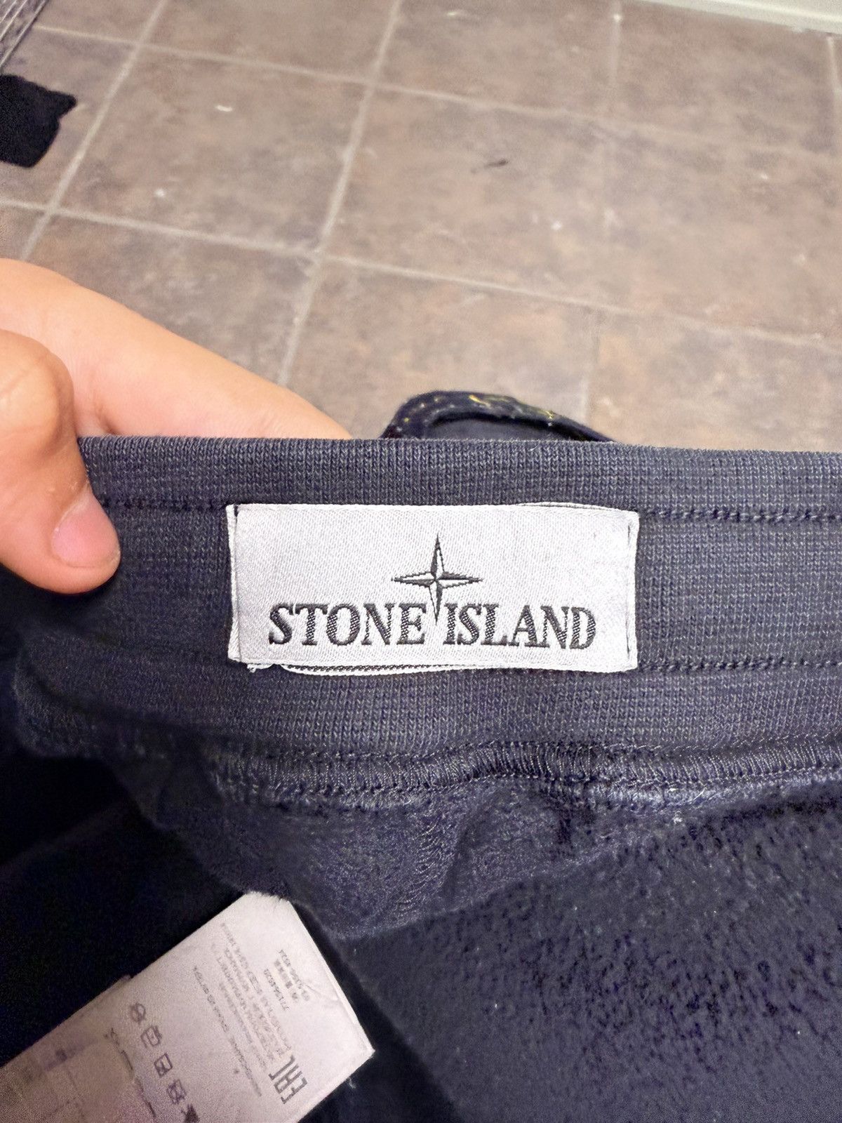 Stone Island Stone island cargo pocket sweatpants/joggers Size US 32 / EU 48 - 4 Thumbnail