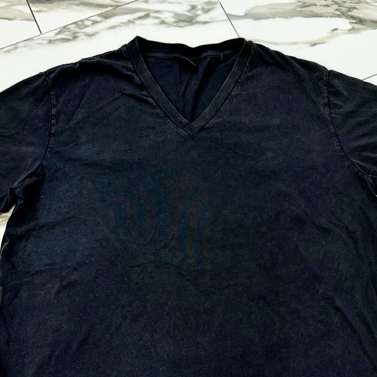 Diesel × Vintage VINTAGE BLACK DIESEL V-NECK TEE! Size US XL / EU 56 / 4 - 2 Thumbnail