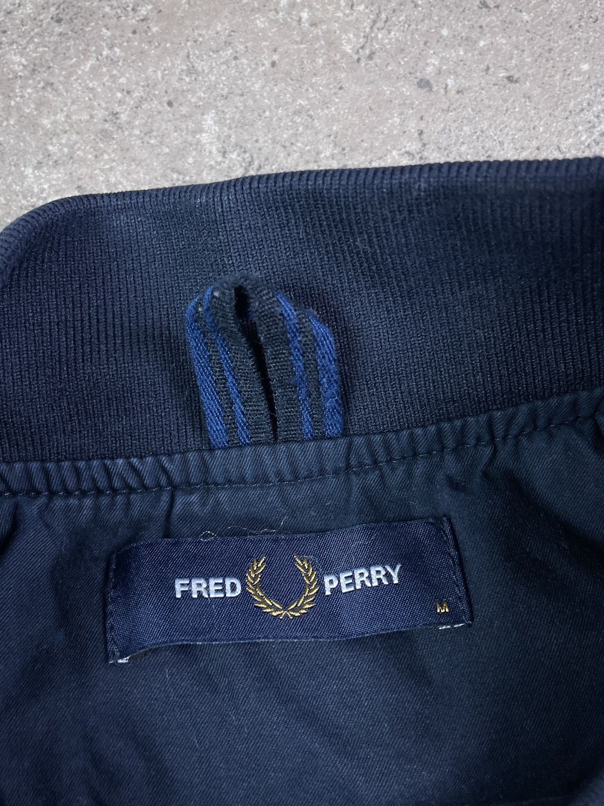 Fred Perry Fred Perry vintage small logo navy bomber jacket Size US M / EU 48-50 / 2 - 5 Thumbnail