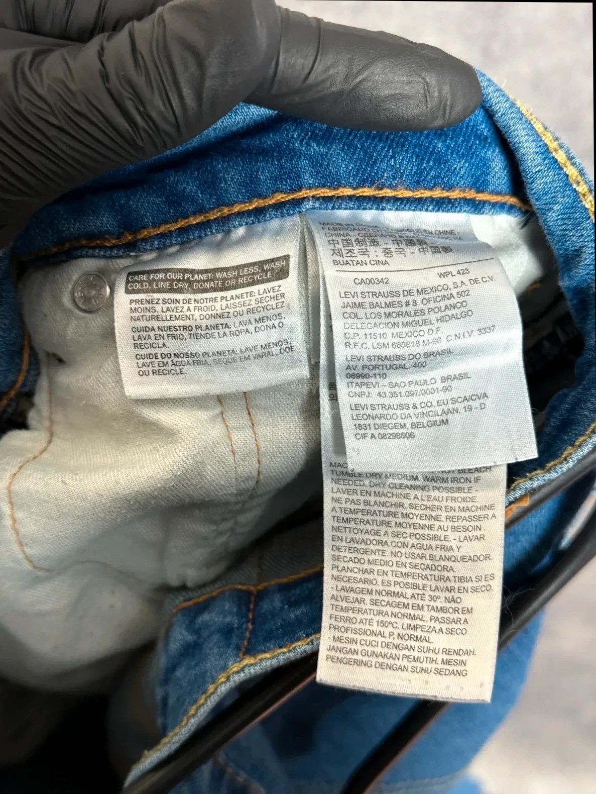 Levi's Levi's Strauss 541 straight leg jeans light blue Size US 34 / EU 50 - 8 Thumbnail