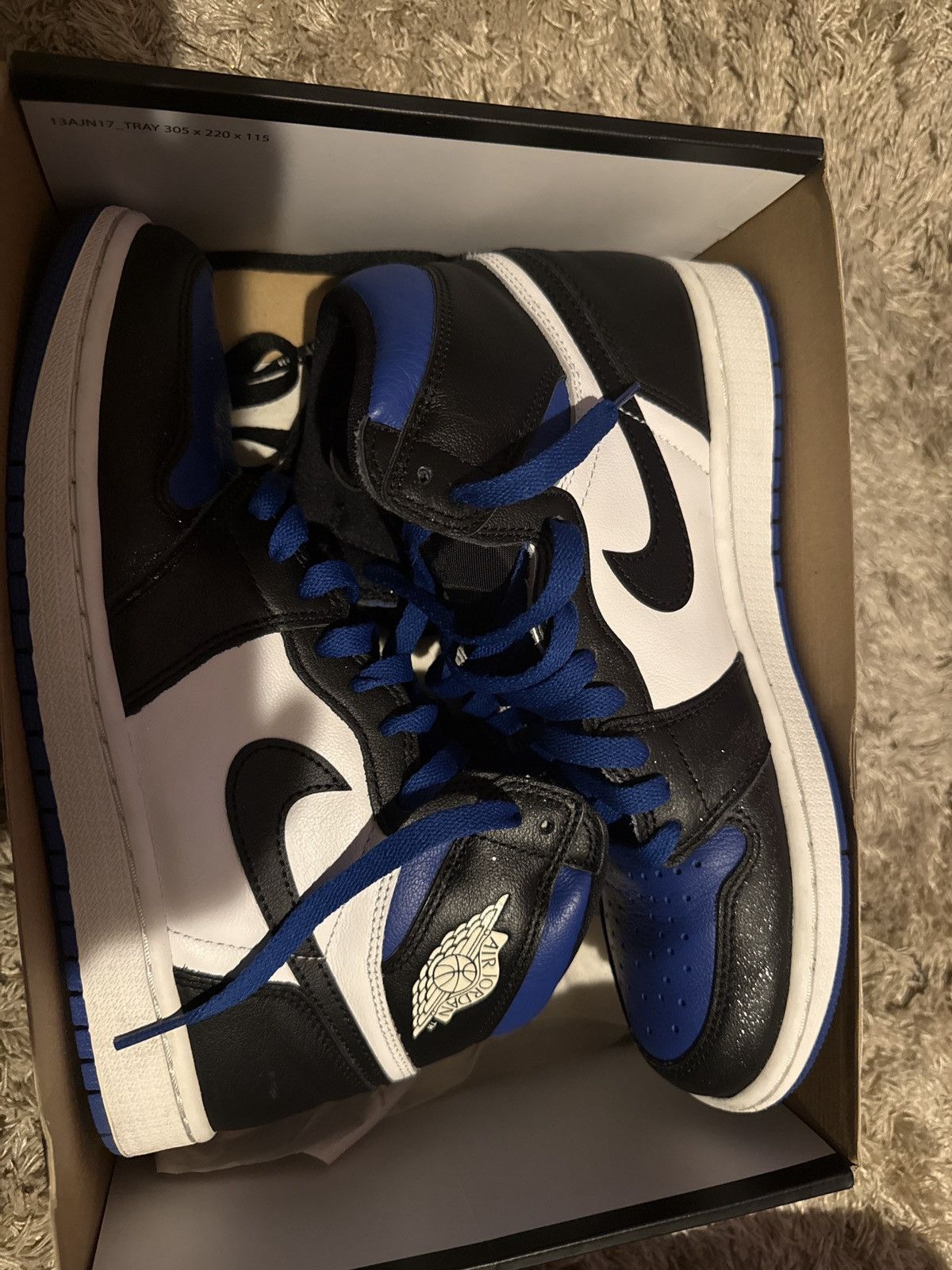 Jordan Brand Air Jordan 1 Retro High OG ‘Royal Toe’ Size US 9 / EU 42 - 7 Thumbnail