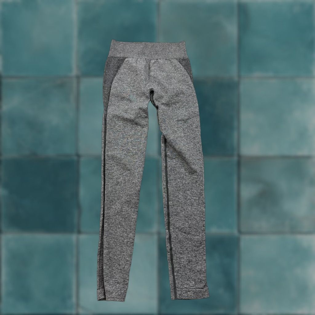 Gymshark Gymshark Leggings Women Small Gray Flecked High Rise Ankle Yoga Running Gym Size 28" / US 6 / IT 42 - 1 Thumbnail
