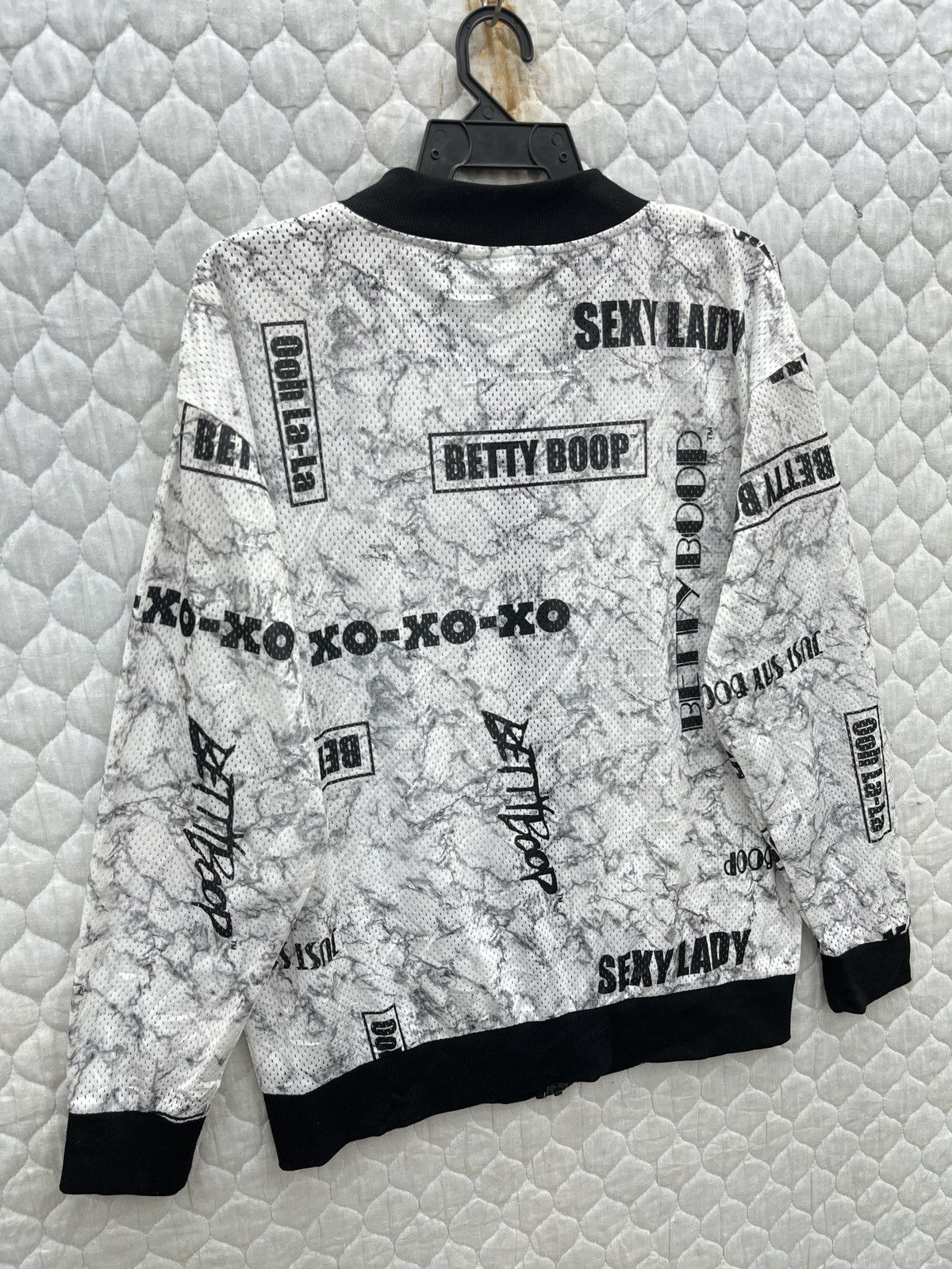 Cartoon Network 🔥🔥🔥STEALS BETTY BOOP FULL PRINT MESH SWEATER Size M / US 6-8 / IT 42-44 - 7 Thumbnail