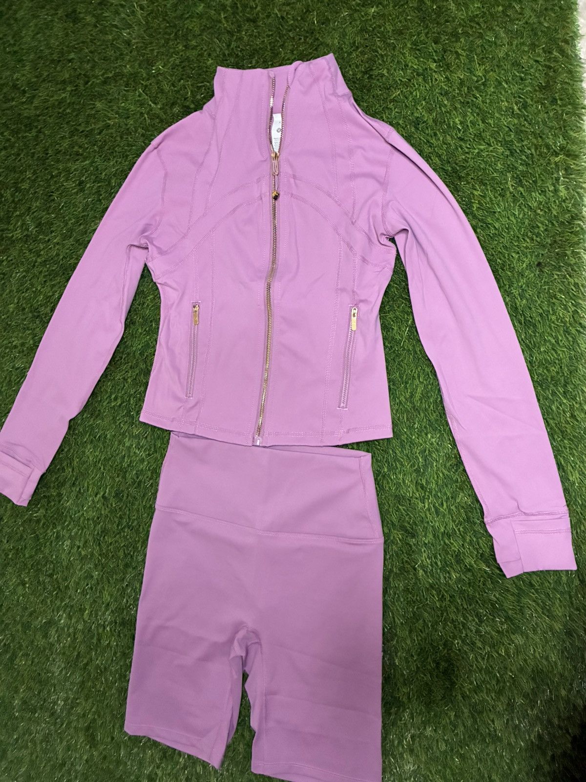 Lululemon Define Pink Lululemon Cropped Jacket And Shorts Size S / US 4 / IT 40 - 1 Thumbnail