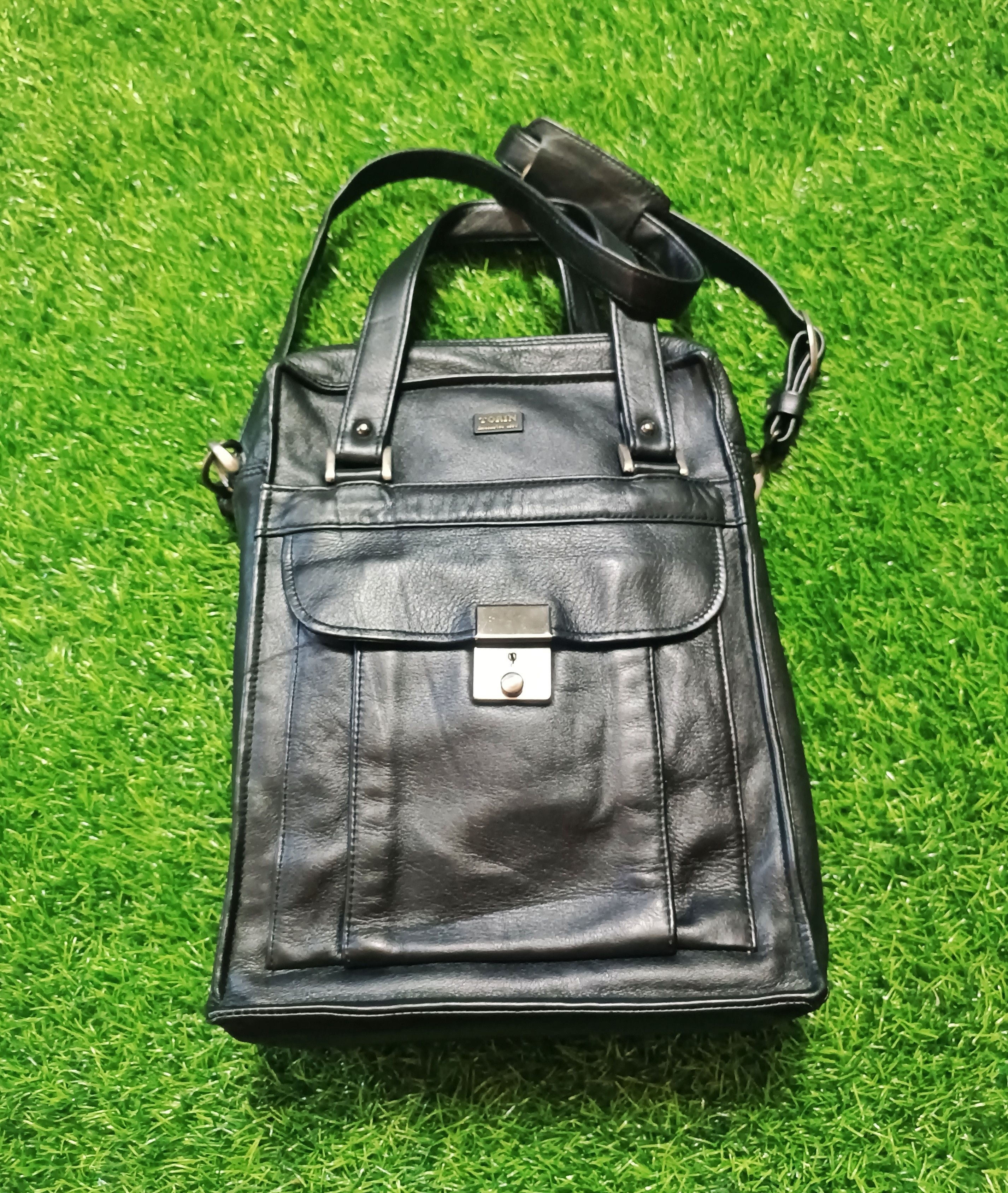 Condotti sling bag on sale