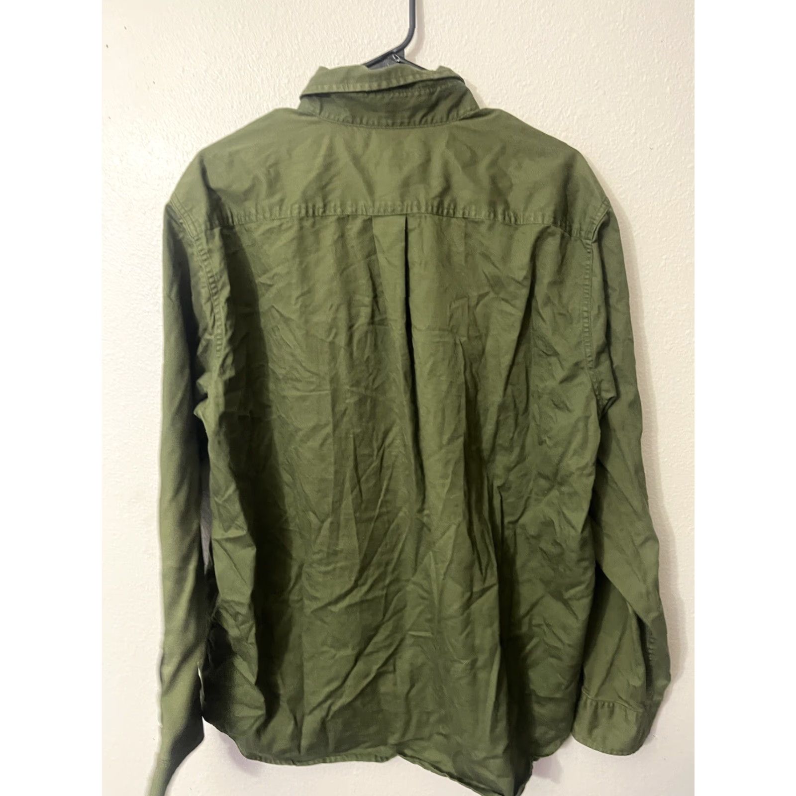 Eddie Bauer Eddie Bauer Button-Down Shirt Reg Fit L Green Cotton Woven Classic University Casual Business Men Mock Wrinkle Stain Free/Not Applicable Size US L / EU 52-54 / 3 - 3 Thumbnail