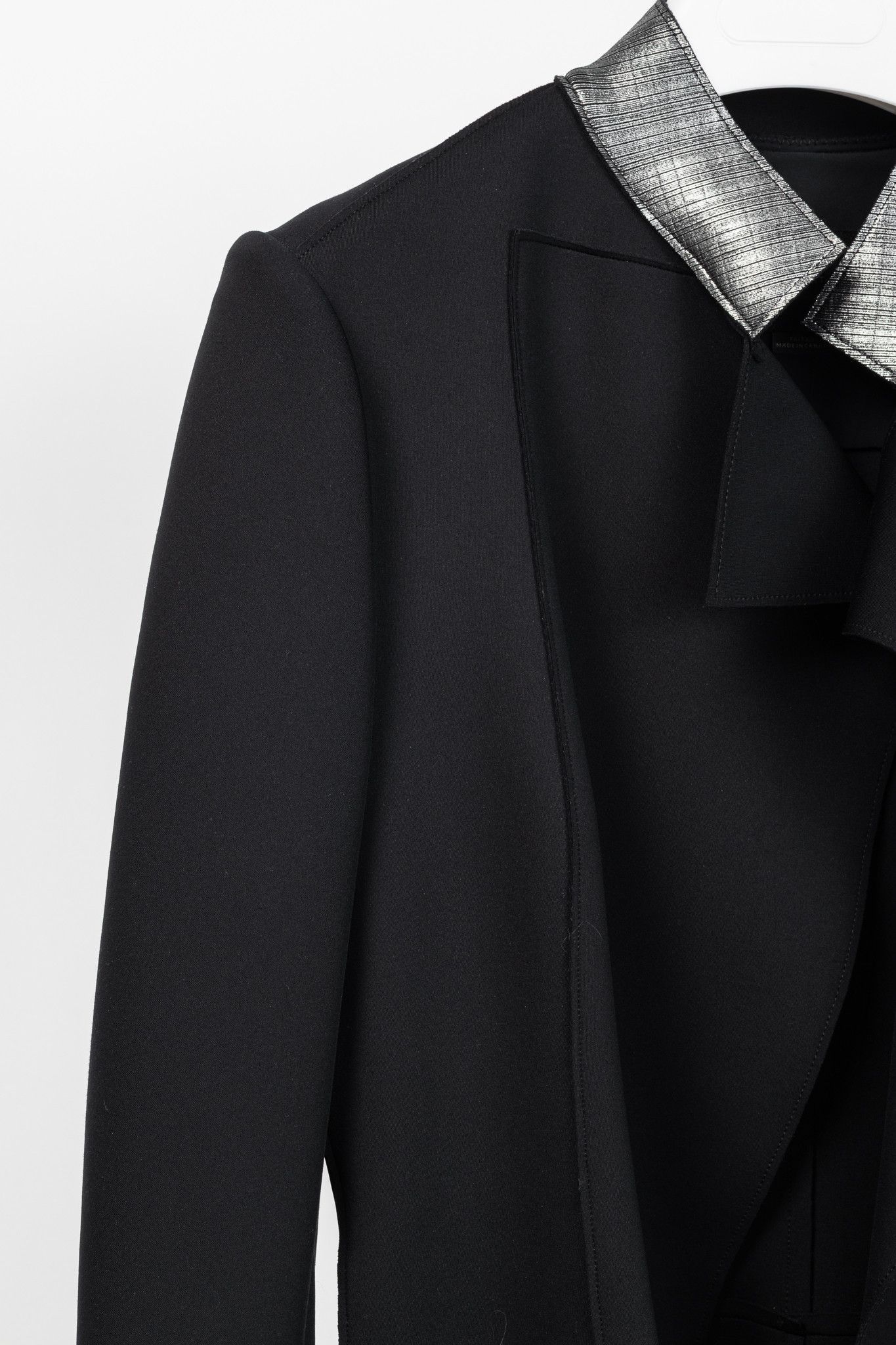 Marie Saint Pierre Marie Saint Pierre Neoprene Metallic-Neck Open-Front Coat Size L / US 10 / IT 46 - 5 Thumbnail