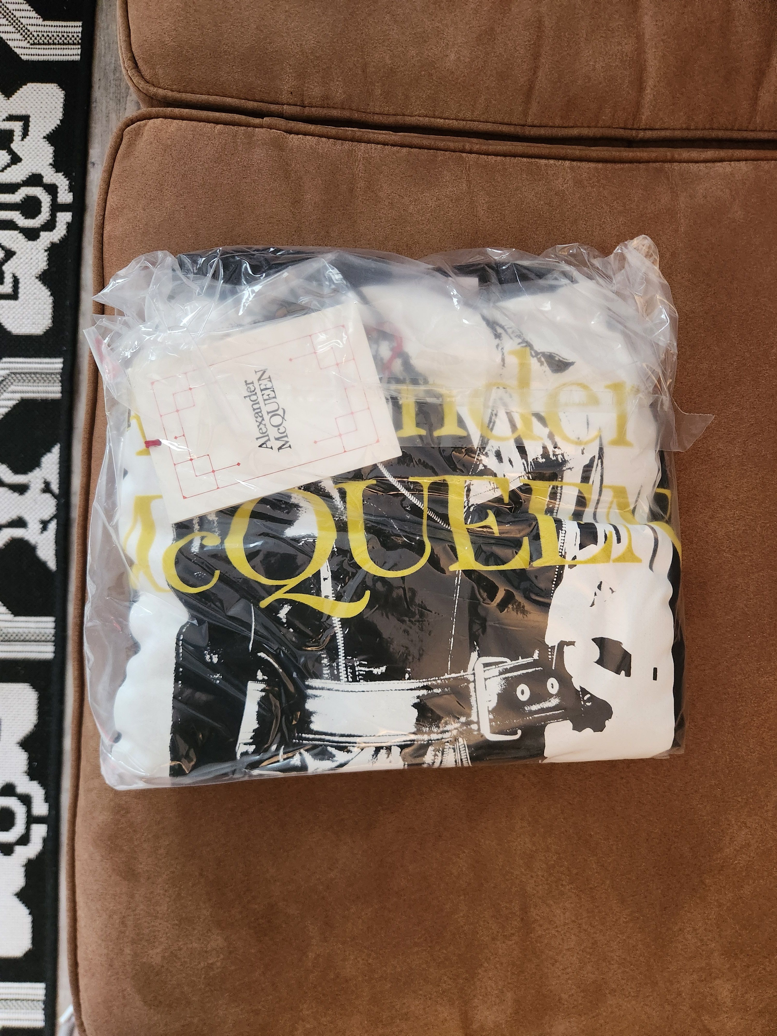 Alexander McQueen Alexander McQueen Atelier Graphics Drawstring Hoodie Size US XL / EU 56 / 4 - 4 Thumbnail