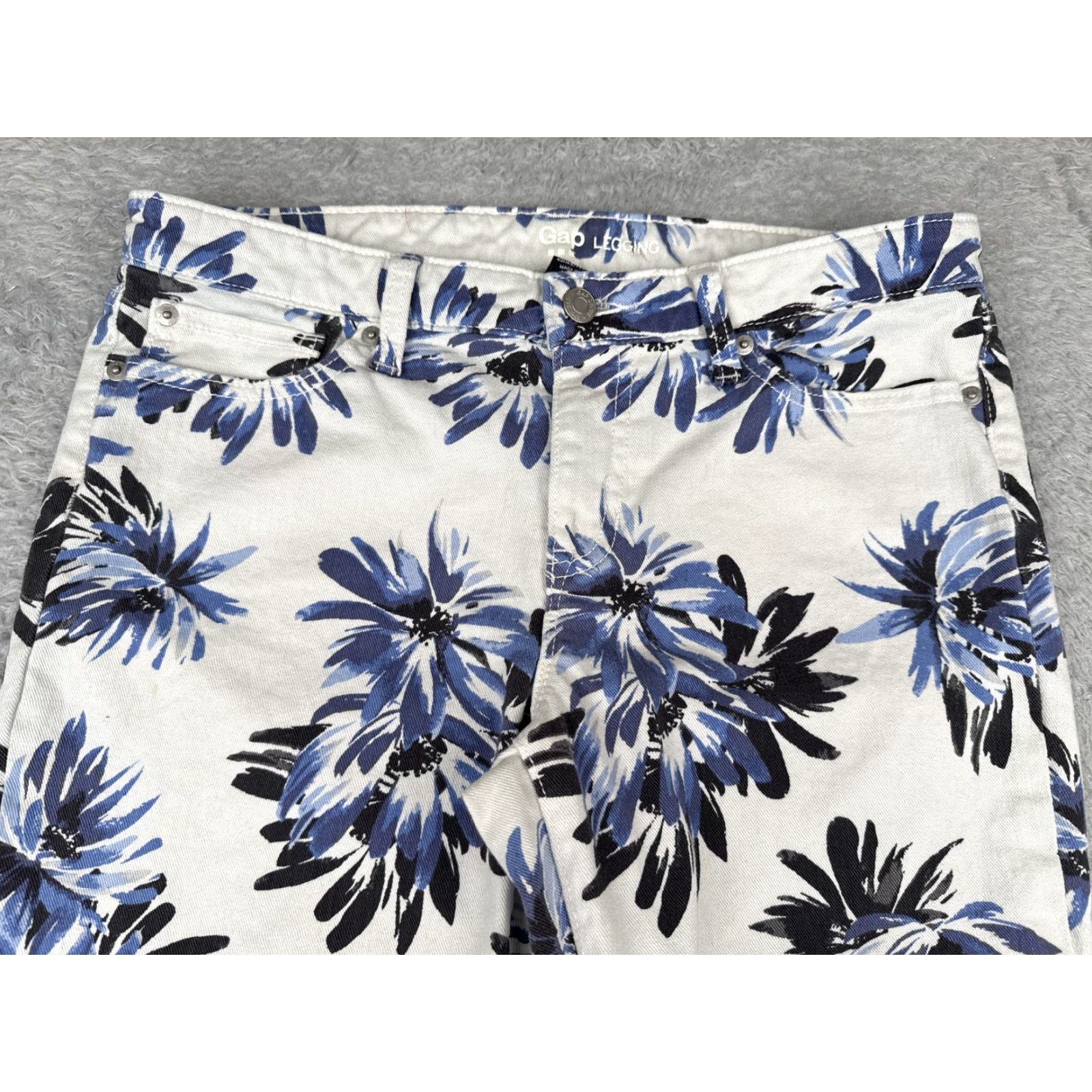 Gap Gap Legging Pants Womens 8 Jeans 29R White Blue Black Floral Print Cotton Stretch Size 30" / US 8 / IT 44 - 4 Thumbnail