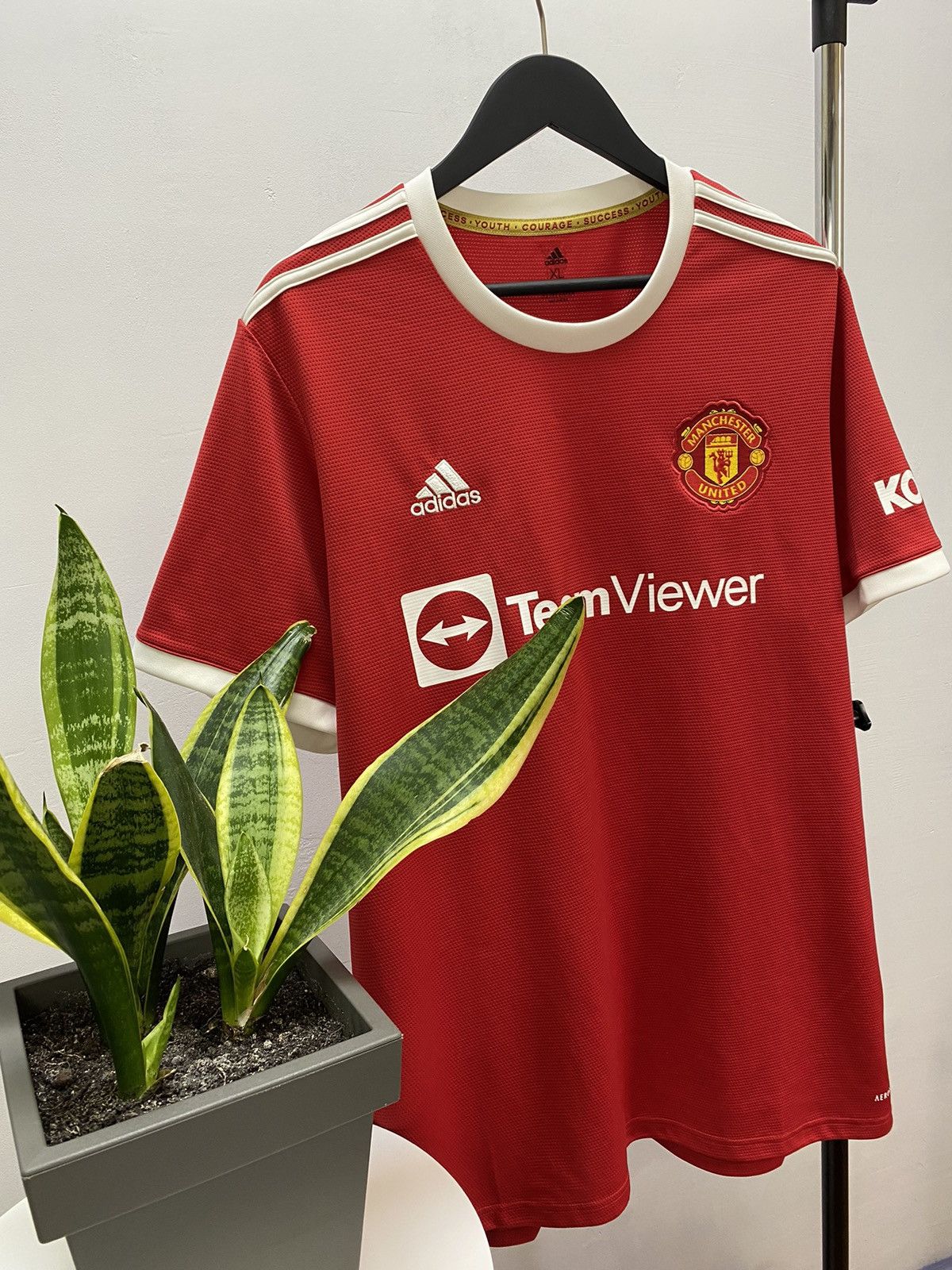 Adidas Manchester United 2021 2022 Soccer Jersey Football Shirt Size US XL / EU 56 / 4 - 3 Thumbnail