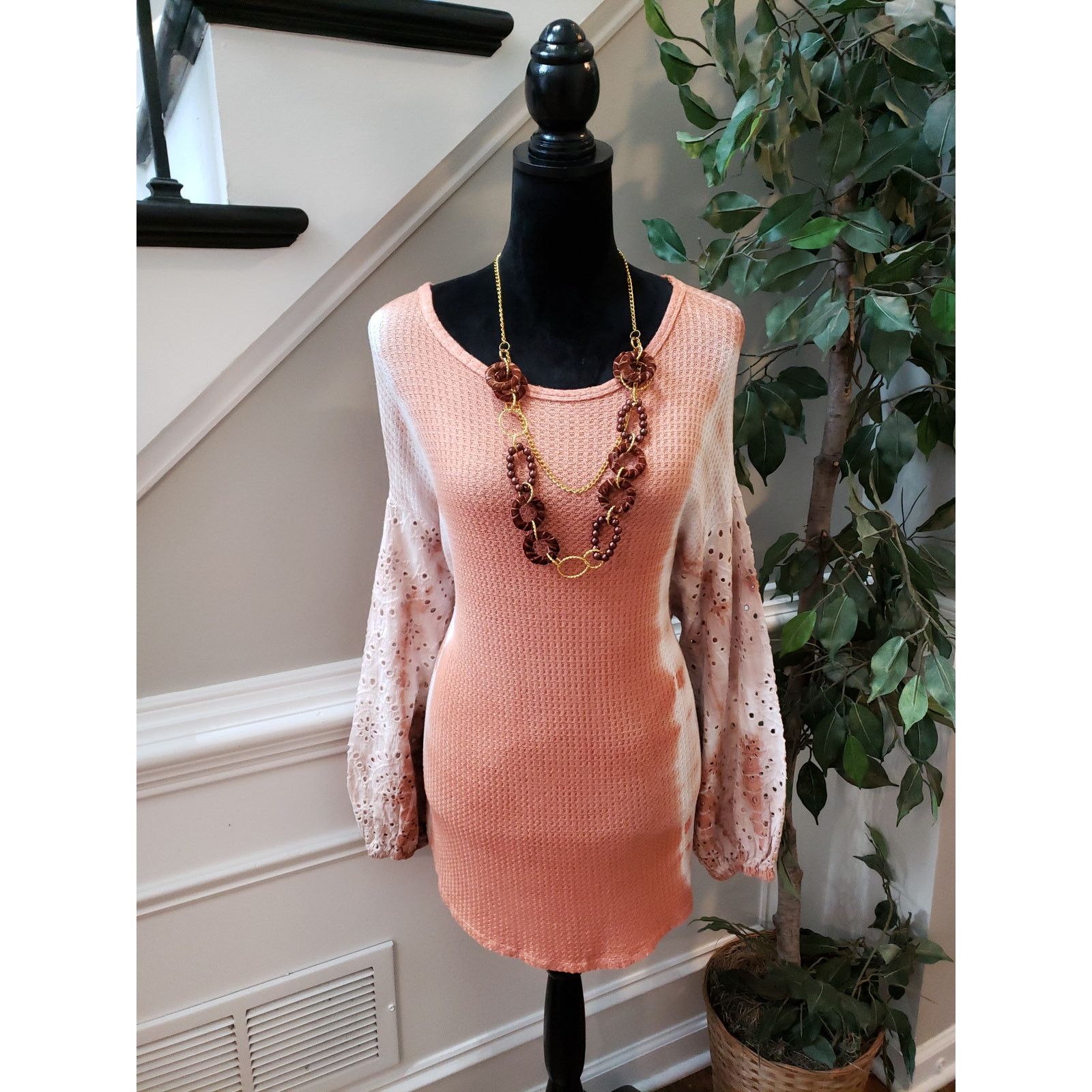 The Unbranded Brand Chrysanthemum Top Women Small Peach Waffle Knit Eyelet Size S / US 4 / IT 40 - 1 Thumbnail