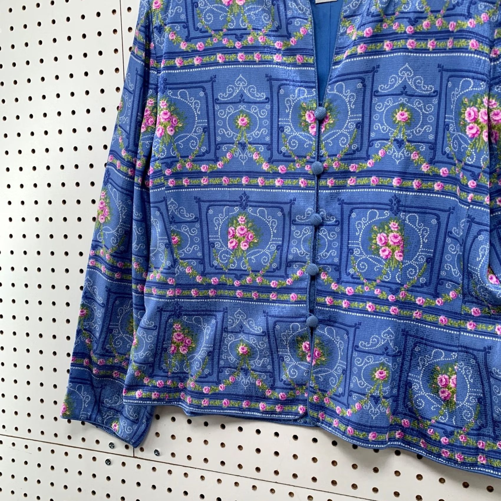 Adrianna Papell Adrianna Papell 100% Silk Floral Jacket Womens Size 16 Blue Flower Silk Floral Jacket Womens 16 Blue Papell Adrianna Silk Floral Jacket Blue Flowers Size XXL / US 16-18 / IT 52-54 - 4 Thumbnail