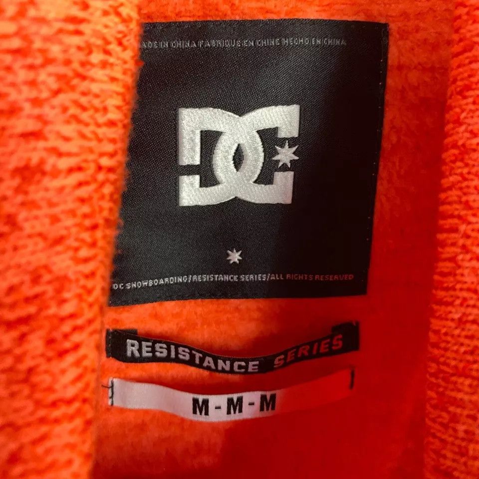 DC DC Sweatshirt Men's Medium Pullover Knit Resistance Series Size US M / EU 48-50 / 2 - 5 Thumbnail