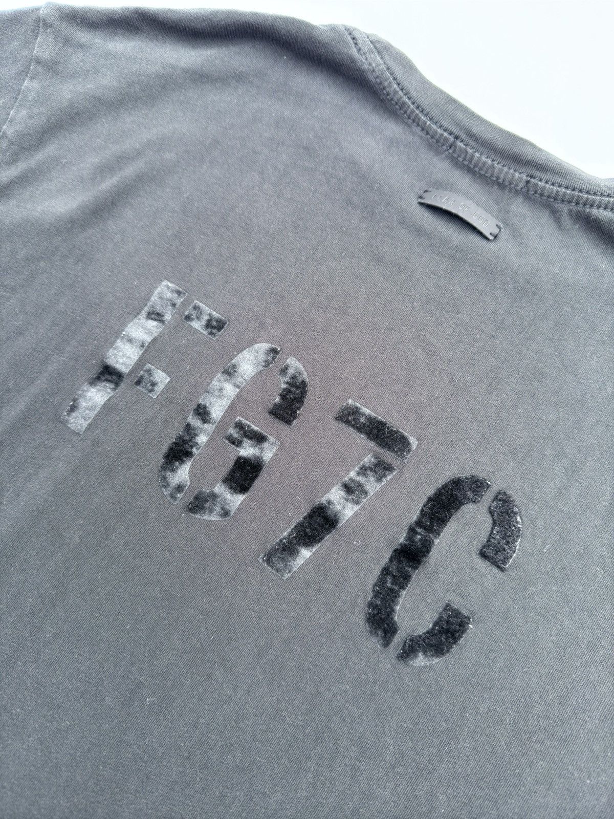 Fear of God × Vintage Fear of God FG7C Grey and black vintage military tee Size US L / EU 52-54 / 3 - 3 Thumbnail
