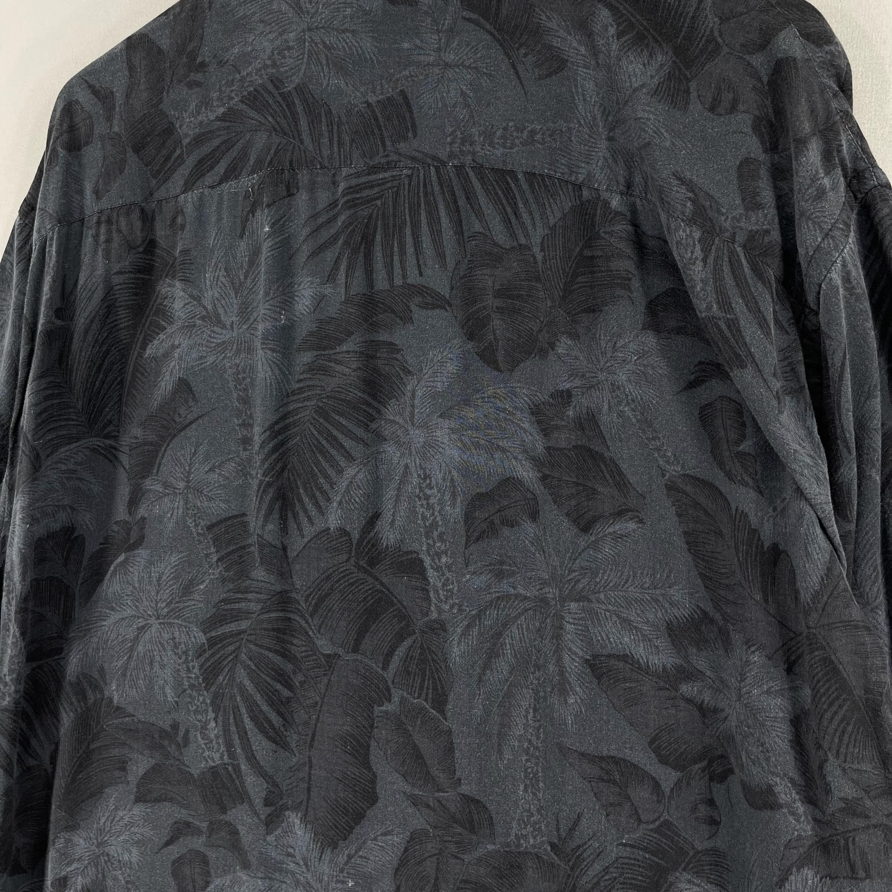 Japanese Brand × Vintage Vintage PIERRE CARDIN Island Tropical Beach Motive Shirt Size US XL / EU 56 / 4 - 8 Thumbnail