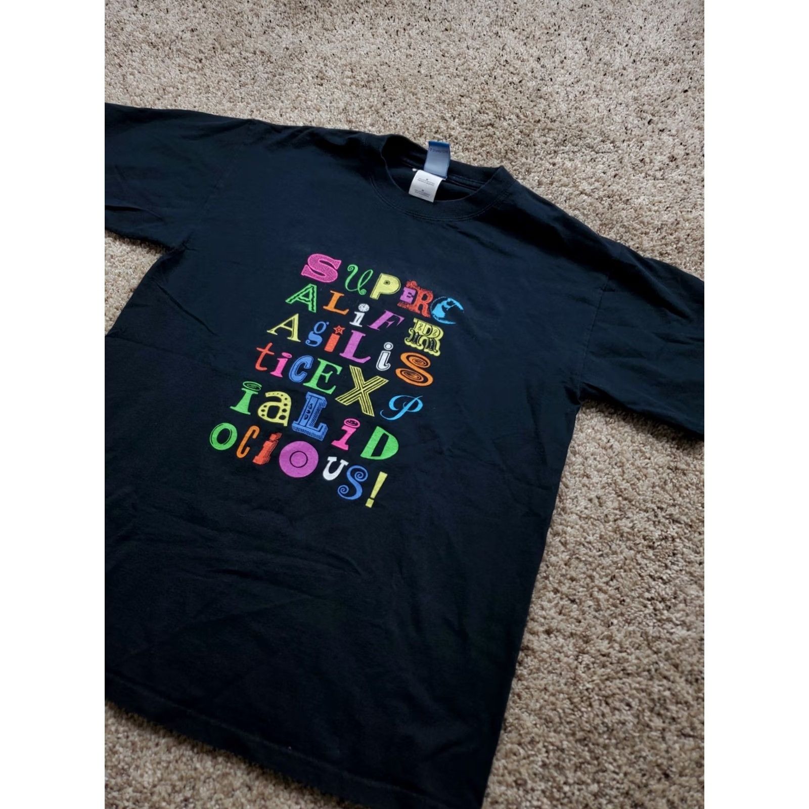 Disney VINTAGE Disney Mary Poppins T Shirt Medium Adults Black Short Sleeve Crew Neck Logo Graphic Print 2000s Movie Mens Size US M / EU 48-50 / 2 - 2 Thumbnail
