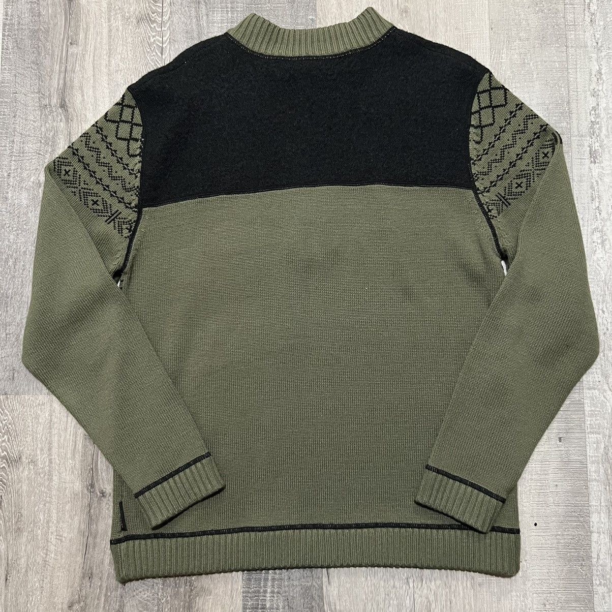 Obermeyer Obermeyer Merino Wool Black/Green Elbow Patched Ski Sweater Size US L / EU 52-54 / 3 - 3 Thumbnail