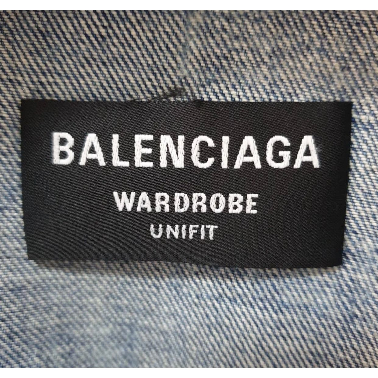 Balenciaga Balenciaga All-Over Logo Denim Oversized Jacket - XS Size XS / US 0-2 / IT 36-38 - 3 Thumbnail