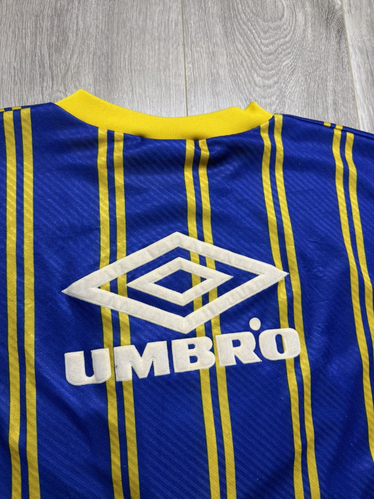 Umbro × Vintage Manchester United 1994 Training Soccer Jersey Umbro Shirt Size US L / EU 52-54 / 3 - 13 Thumbnail
