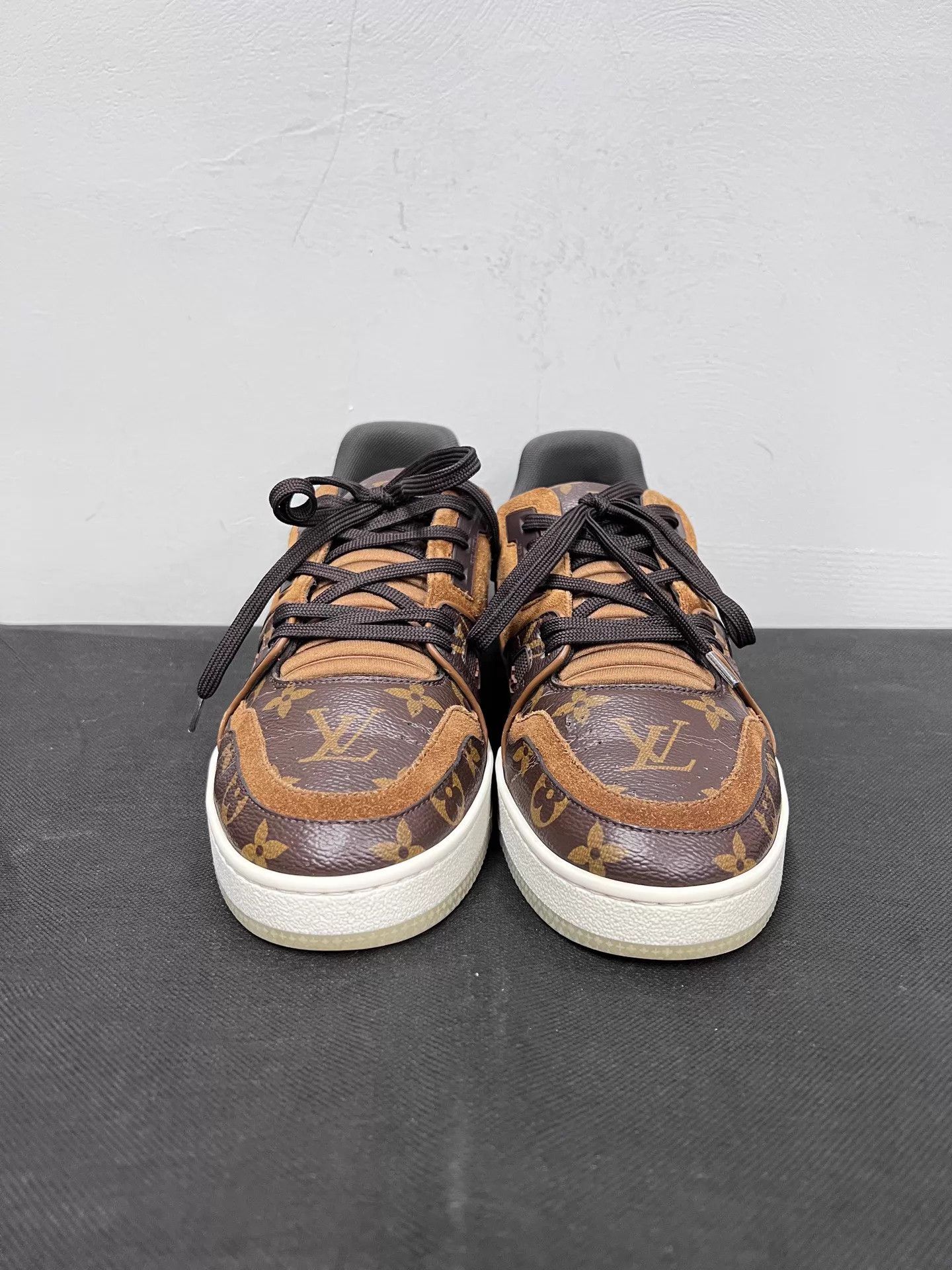 Louis Vuitton LV Trainer Brown Monogram Suede US 5.5/EU 39.5 Size US 6.5 / EU 39-40 - 2 Thumbnail
