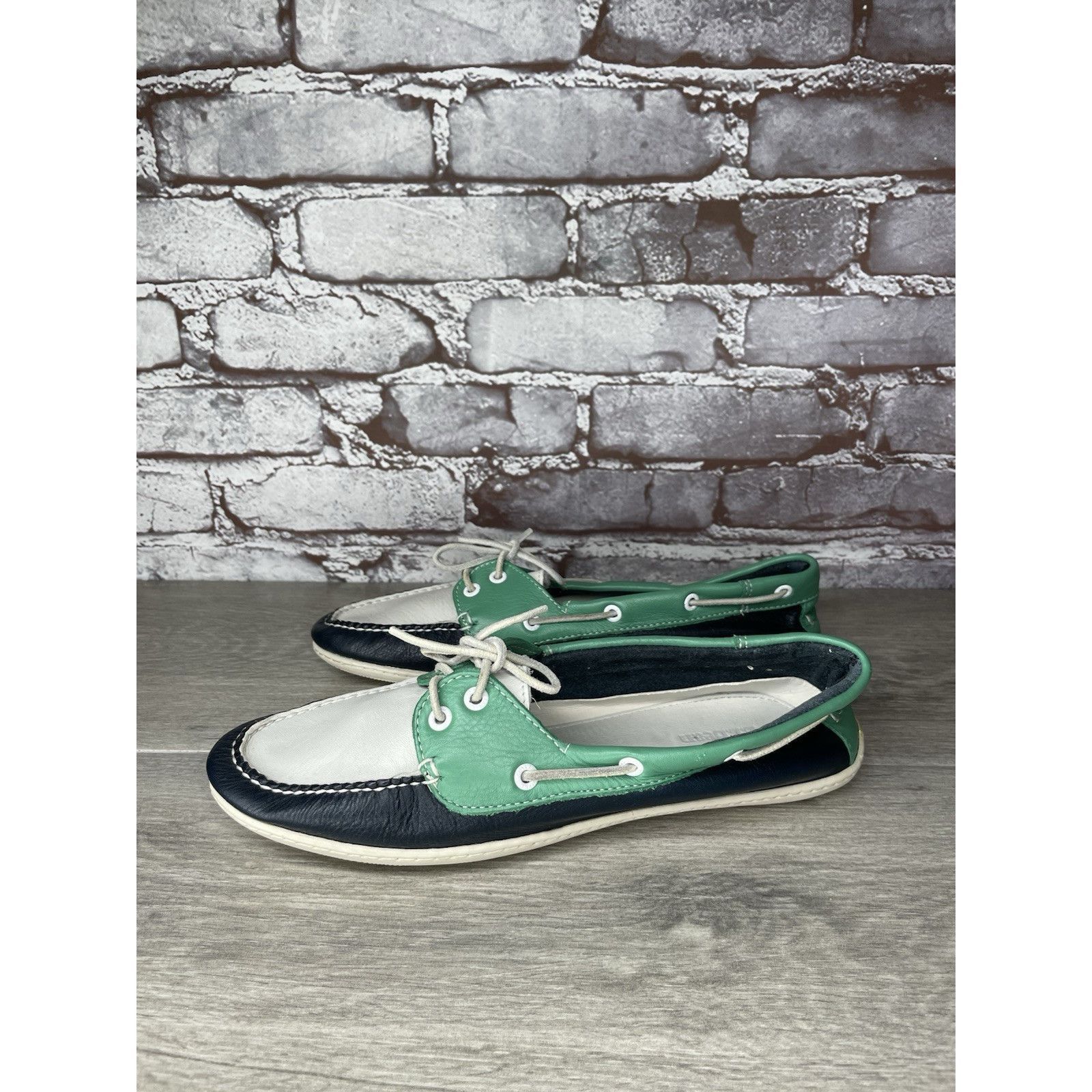 L.L. Bean LL Bean Blue Green White Leather Preppy Loafers Boat Shoes W Size US 9 / IT 39 - 3 Thumbnail