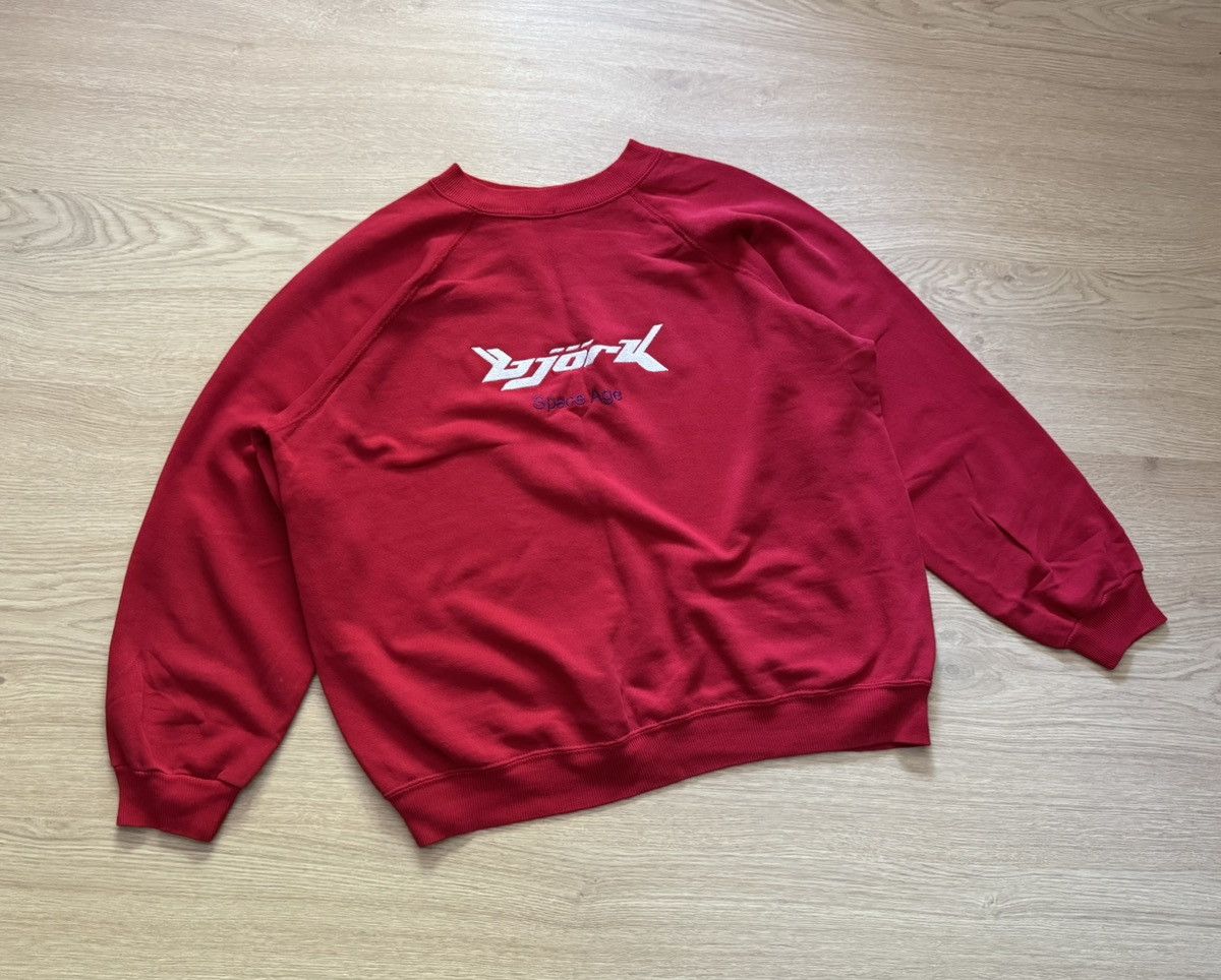Band Tees Vintage 90’s BJORK Space Age Rock Band Tour Boxy Sweatshirt Size US L / EU 52-54 / 3 - 1 Thumbnail