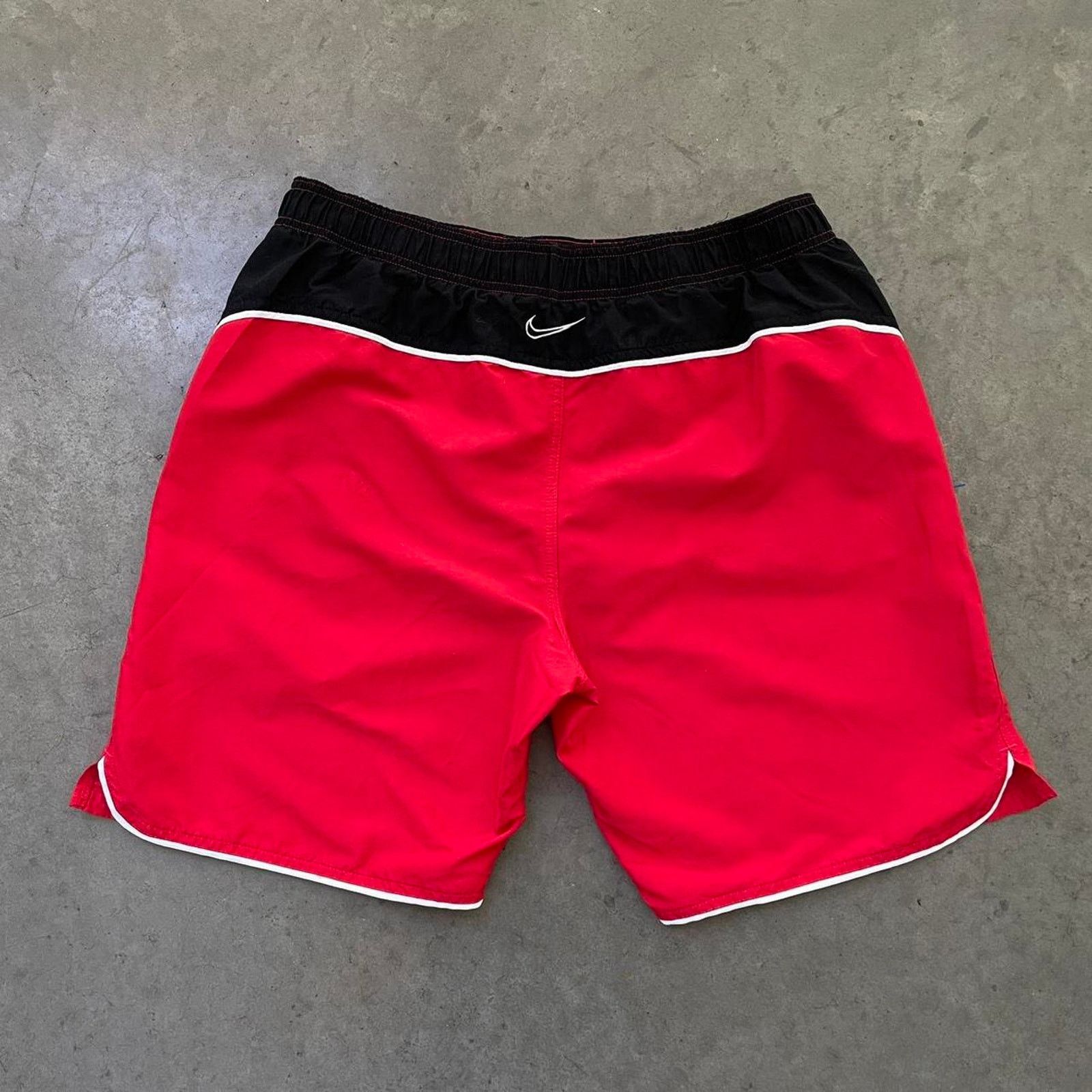 Nike Nike Red/Black Swim Shorts Size US 34 / EU 50 - 2 Thumbnail