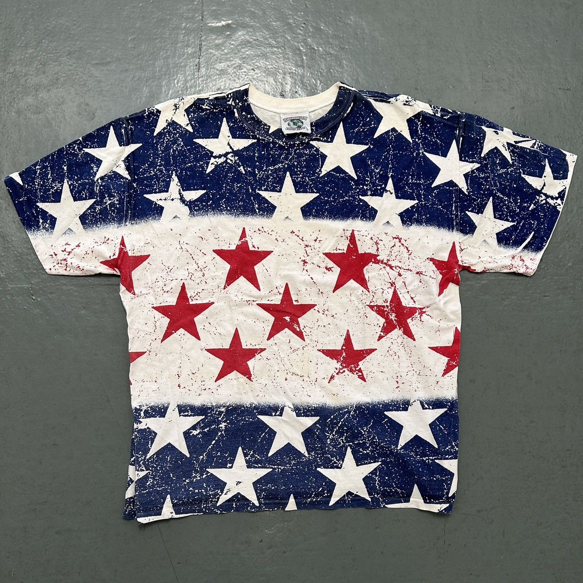 Vintage Vintage 90s American Flag All Over Print T-Shirt Size US L / EU 52-54 / 3 - 1 Thumbnail