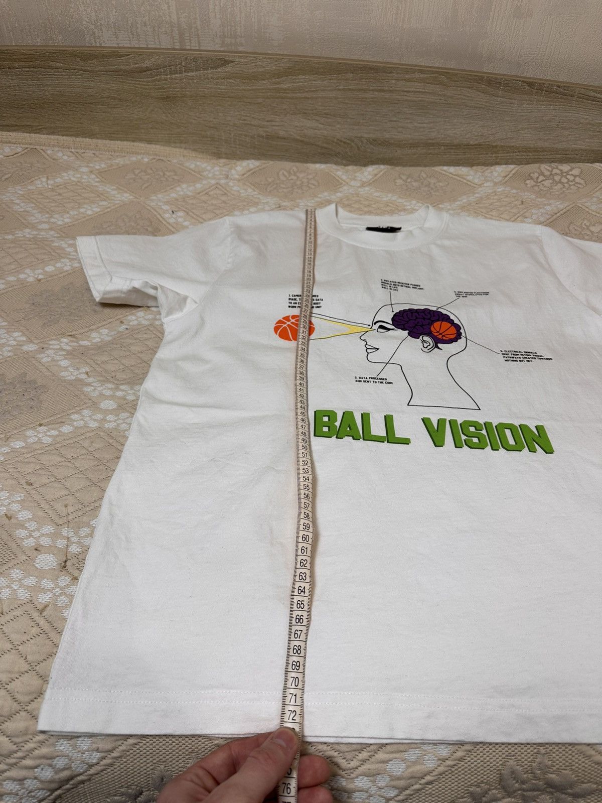Vintage 🔥 Melody Ehsani x NBA Ball Vision Vintage T Shirt Nike Bulls Size US XL / EU 56 / 4 - 12 Thumbnail
