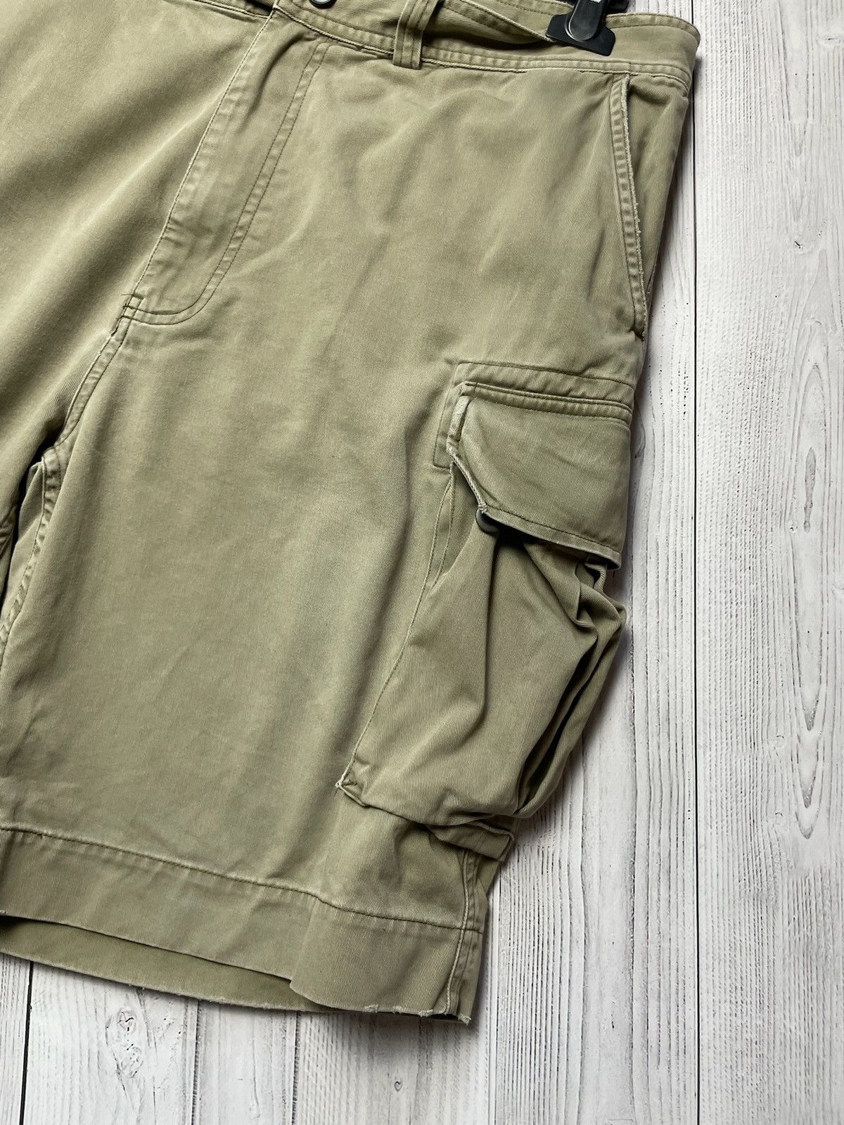 Polo Ralph Lauren Polo Ralph Lauren vintage cargo shorts size 38 Size US 38 / EU 54 - 3 Thumbnail