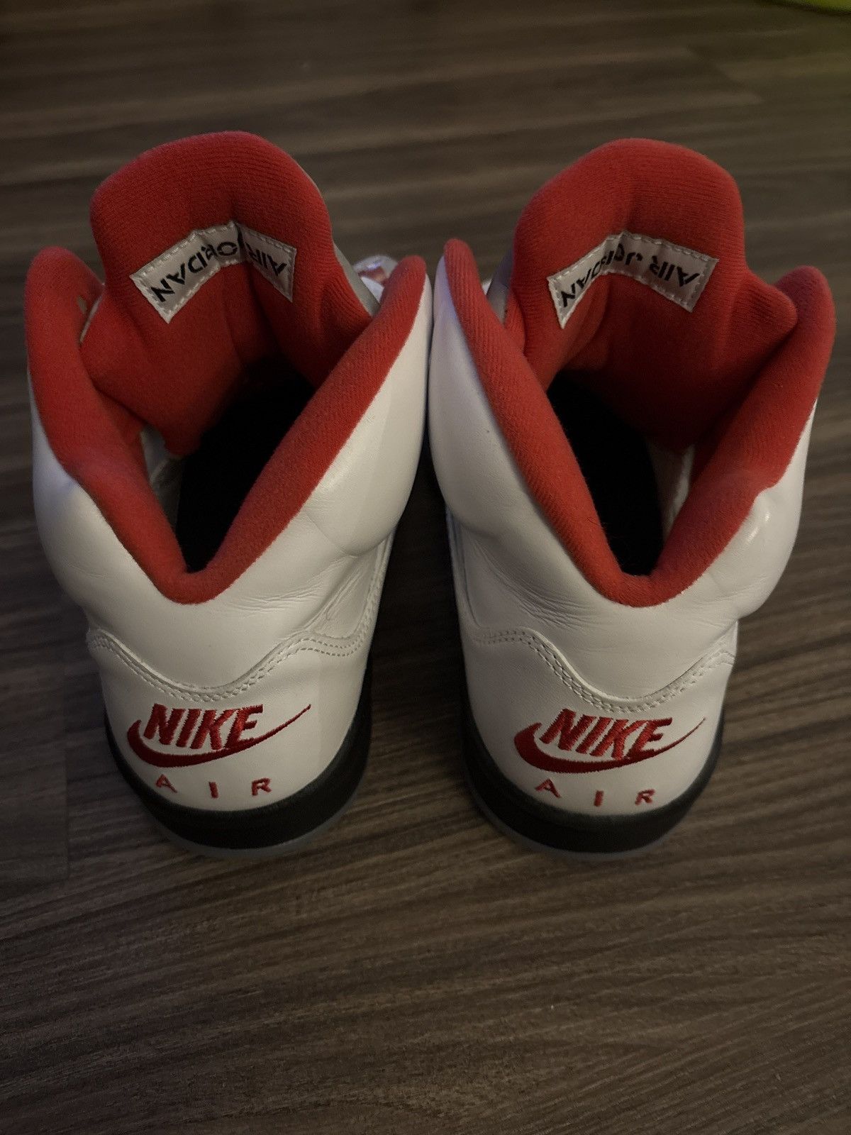 Jordan Brand Air Jordan 5 Fire Red Size US 9 / EU 42 - 4 Thumbnail