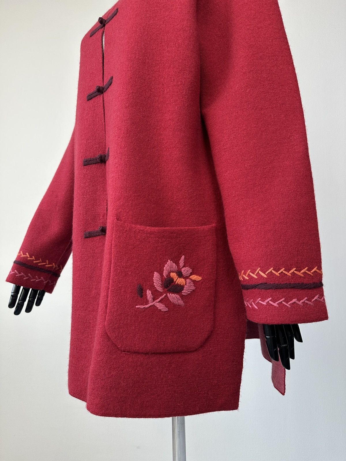 Gudrun Sjoden GUDRUN SJODEN 100% Wool Flower Embroidered Cardigan Coat Size M / US 6-8 / IT 42-44 - 9 Thumbnail