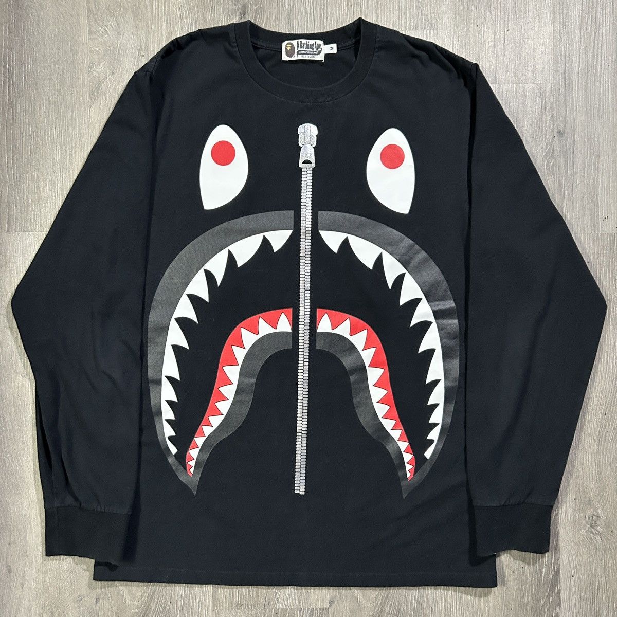 Bape BAPE Shark Tee Size US M / EU 48-50 / 2 - 1 Thumbnail