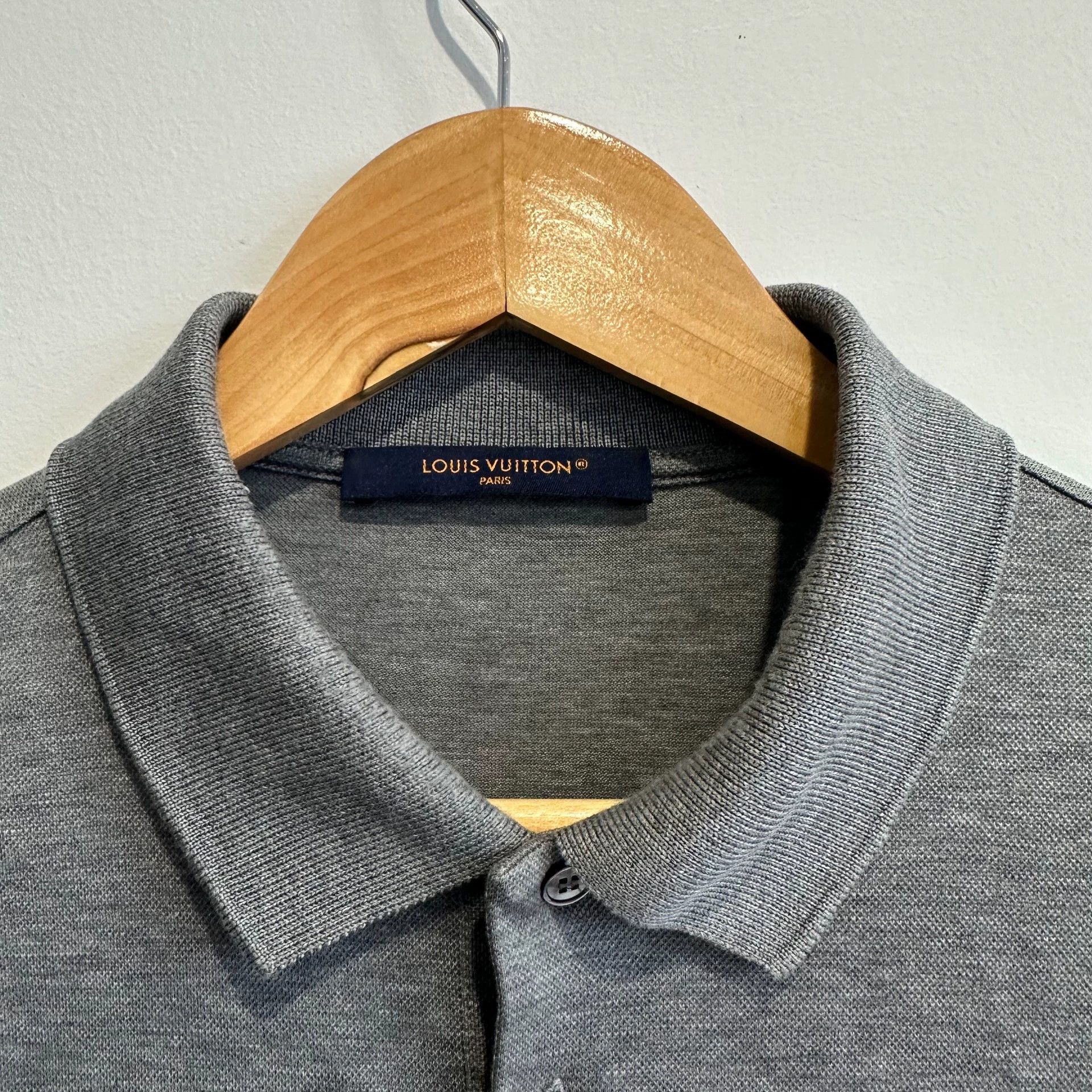 Louis Vuitton LV Solid Gray Short Sleeve Polo Shirt L Size US L / EU 52-54 / 3 - 3 Thumbnail
