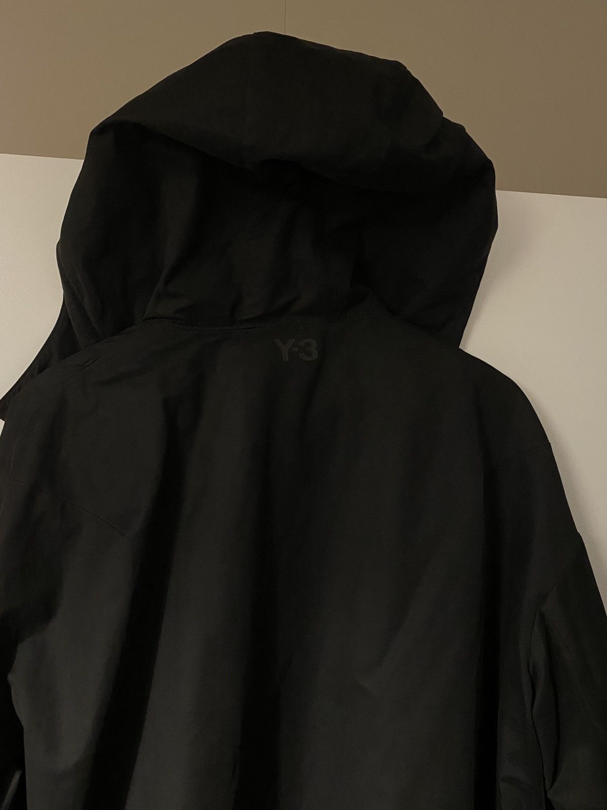 Y-3 Waterproof parka Y-3 Size US S / EU 44-46 / 1 - 7 Thumbnail