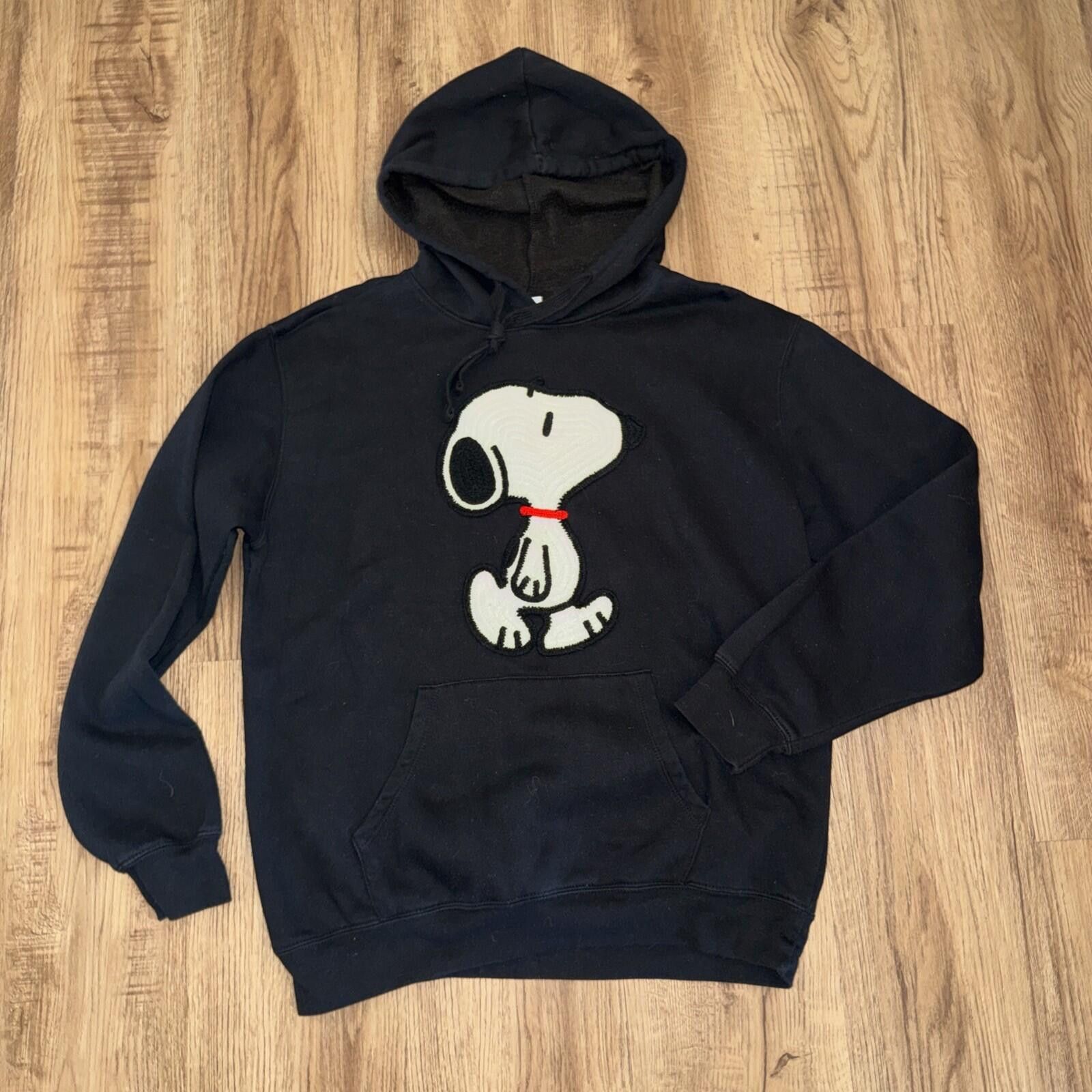 Peanuts Peanuts Snoopy Black Hoodie Embroidered Crochet Patch Modal Size L / US 10 / IT 46 - 1 Thumbnail
