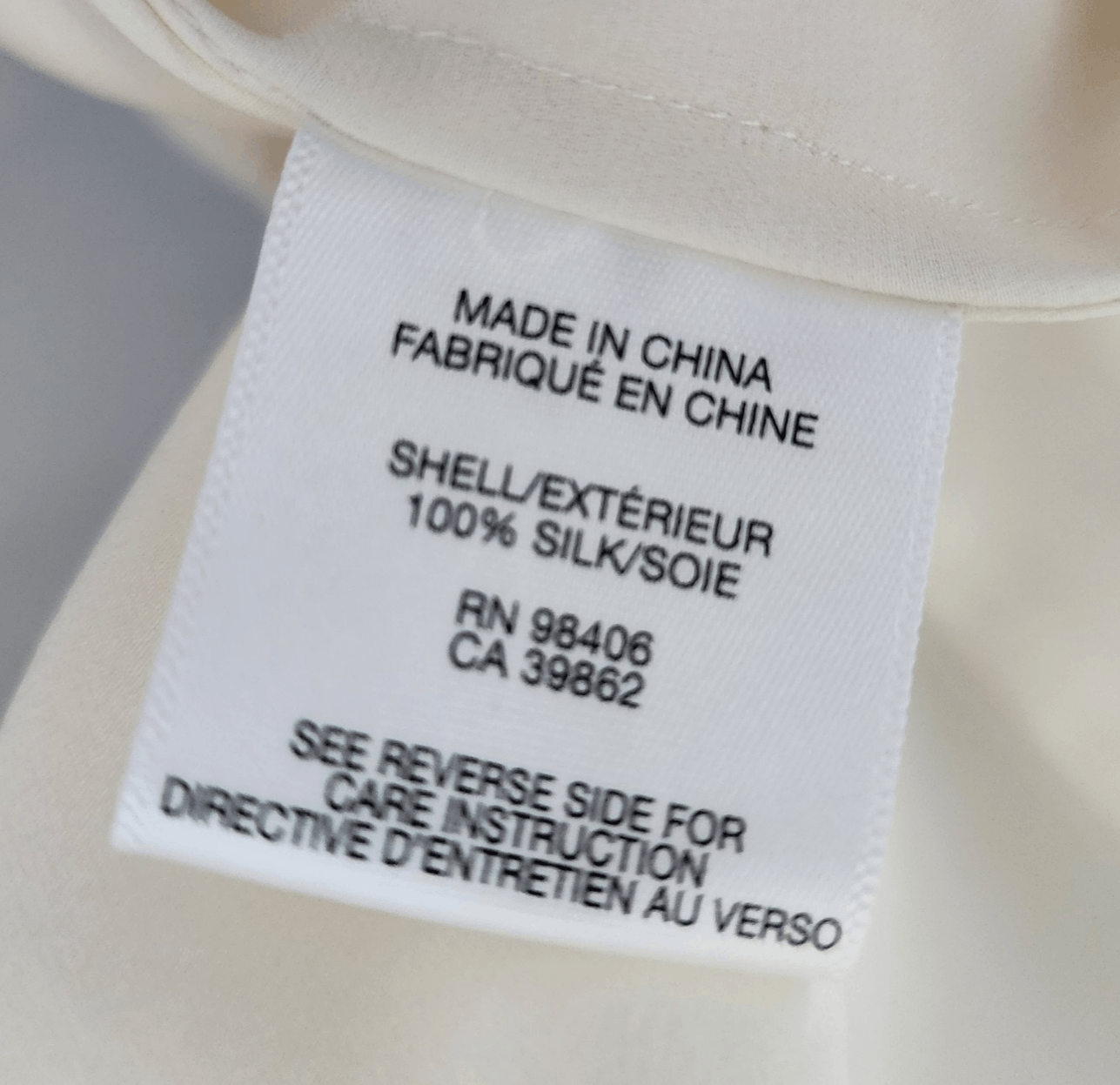Theory Theory Top L Ivory Silk Sleeveless V-Neck NWT $195 Designer Size L / US 10 / IT 46 - 5 Thumbnail
