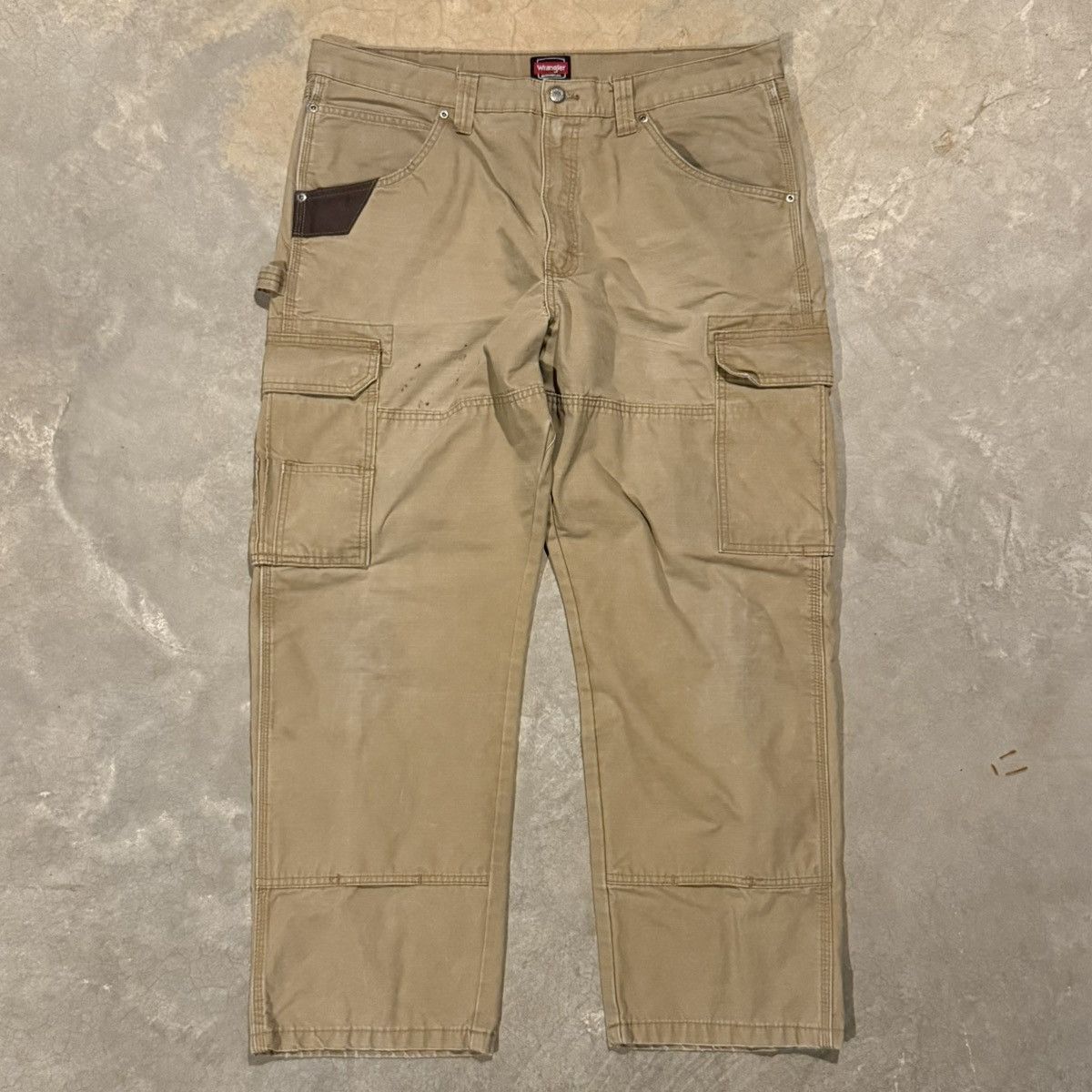 Carhartt 2000s Wrangler Faded Distressed Double Knee Cargo Work Pants Size US 38 / EU 54 - 1 Thumbnail