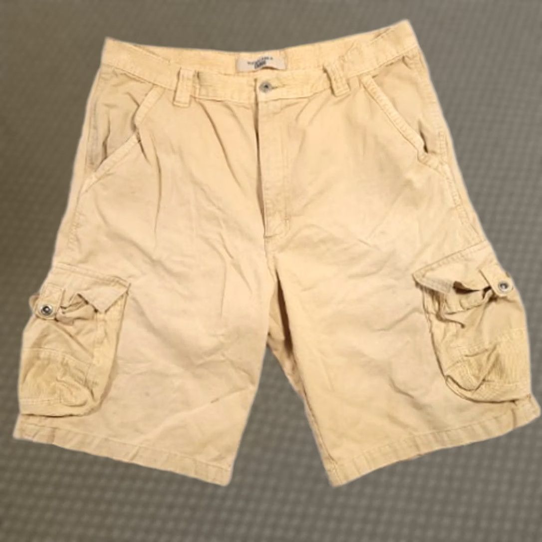Wrangler VINTAGE Wrangler Jeans Co Cargo Corduroy Trim Shorts Mens 36 Khaki Size US 36 / EU 52 - 1 Thumbnail