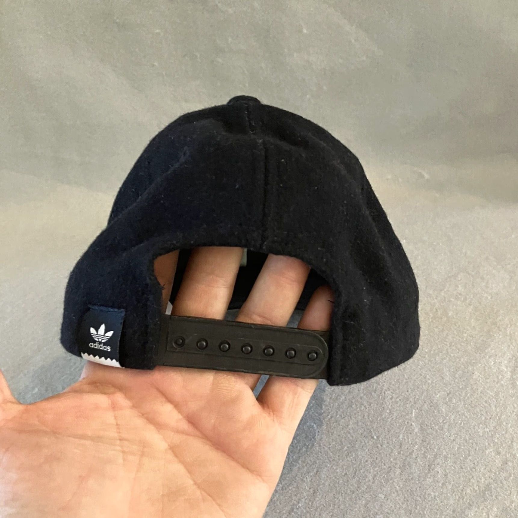 Adidas VINTAGE Adidas Snapback Hat Mens Black Skateboarding Wool Blend Cap Size ONE SIZE - 6 Thumbnail