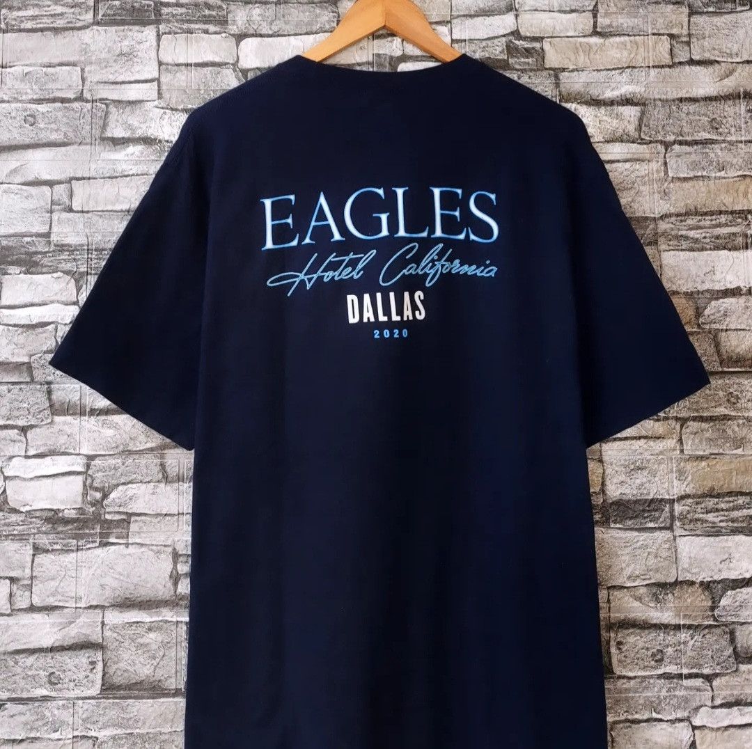 Band Tees EAGLES Hotel California Tour 2020 Tshirt Size US XL / EU 56 / 4 - 4 Thumbnail