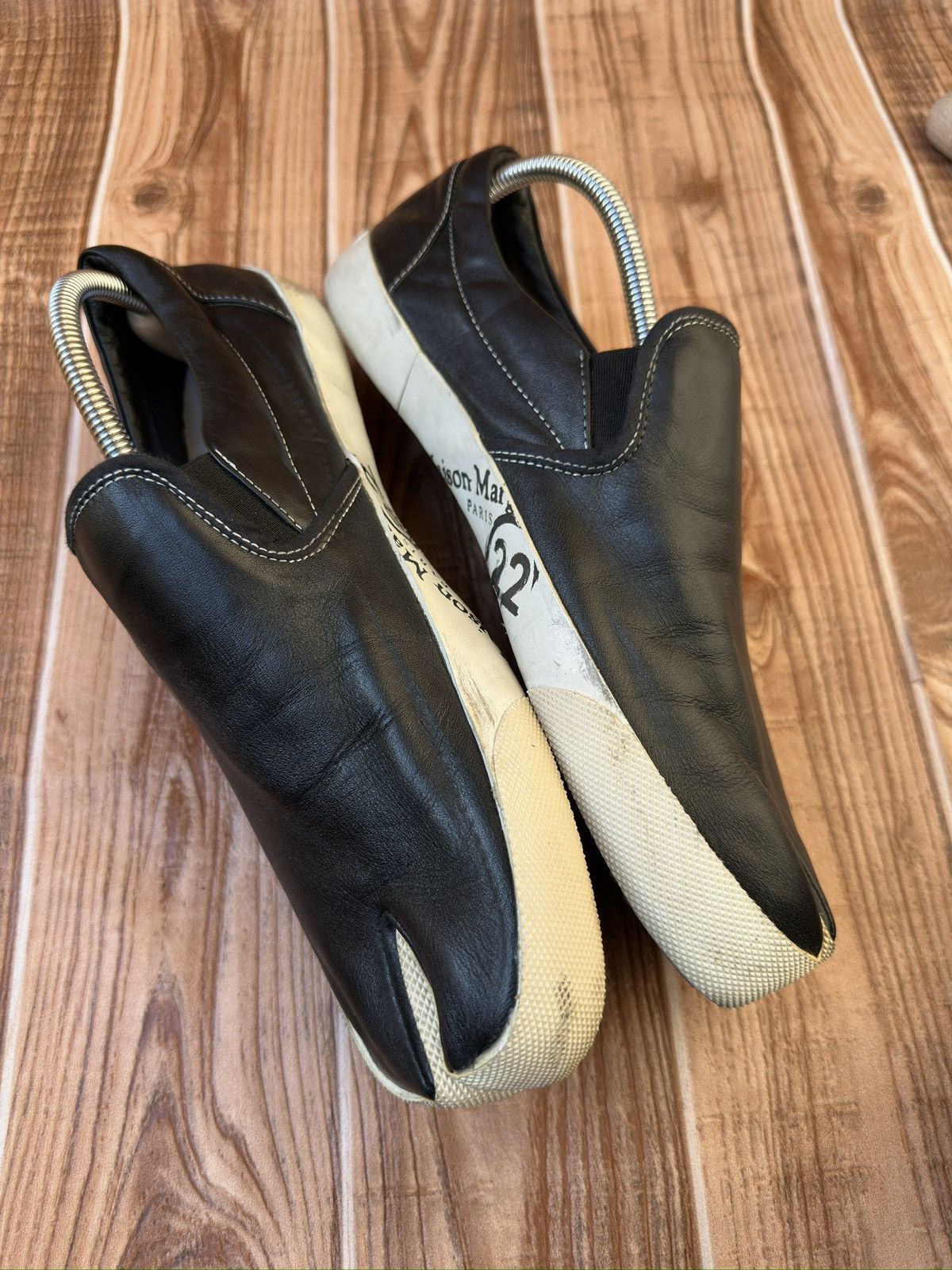 Maison Margiela Maison Margiela Leather Tabi Vans Low top Sneaks Size US 10 / EU 43 - 8 Thumbnail