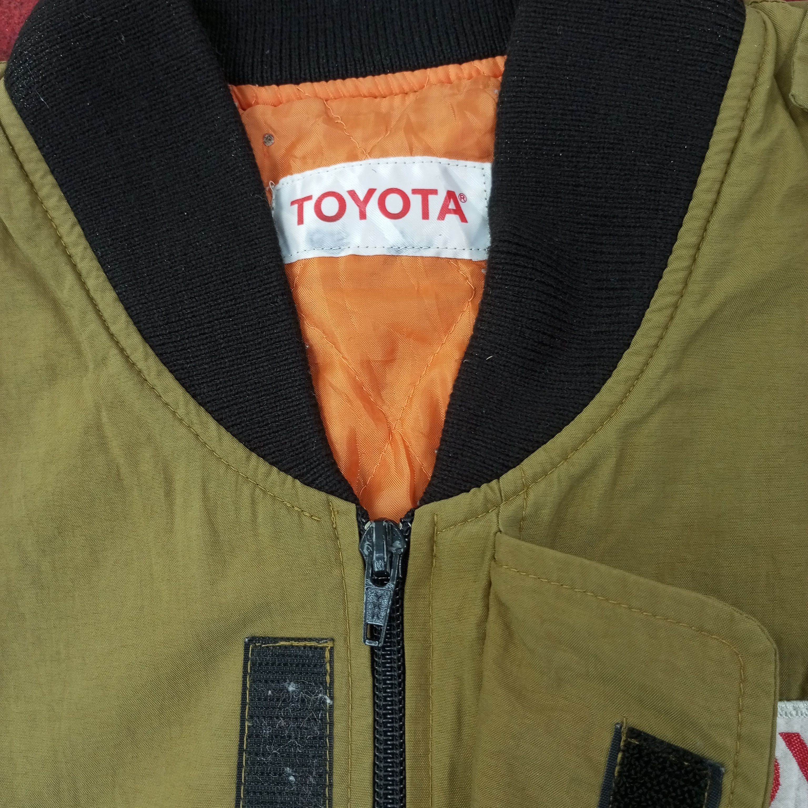 Japanese Brand Vintage Toyota Japanese Motorsports Racing Jacket c238n11 Size US M / EU 48-50 / 2 - 8 Thumbnail