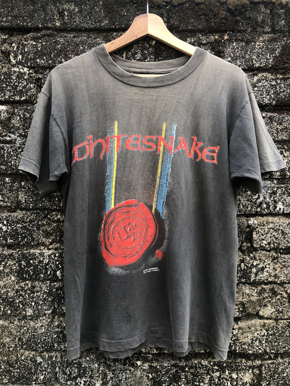 Band Tees Rare🔥 Vintage 90s Whitesnakes Japan Tour Tshirt Distressed Size US S / EU 44-46 / 1 - 1 Thumbnail