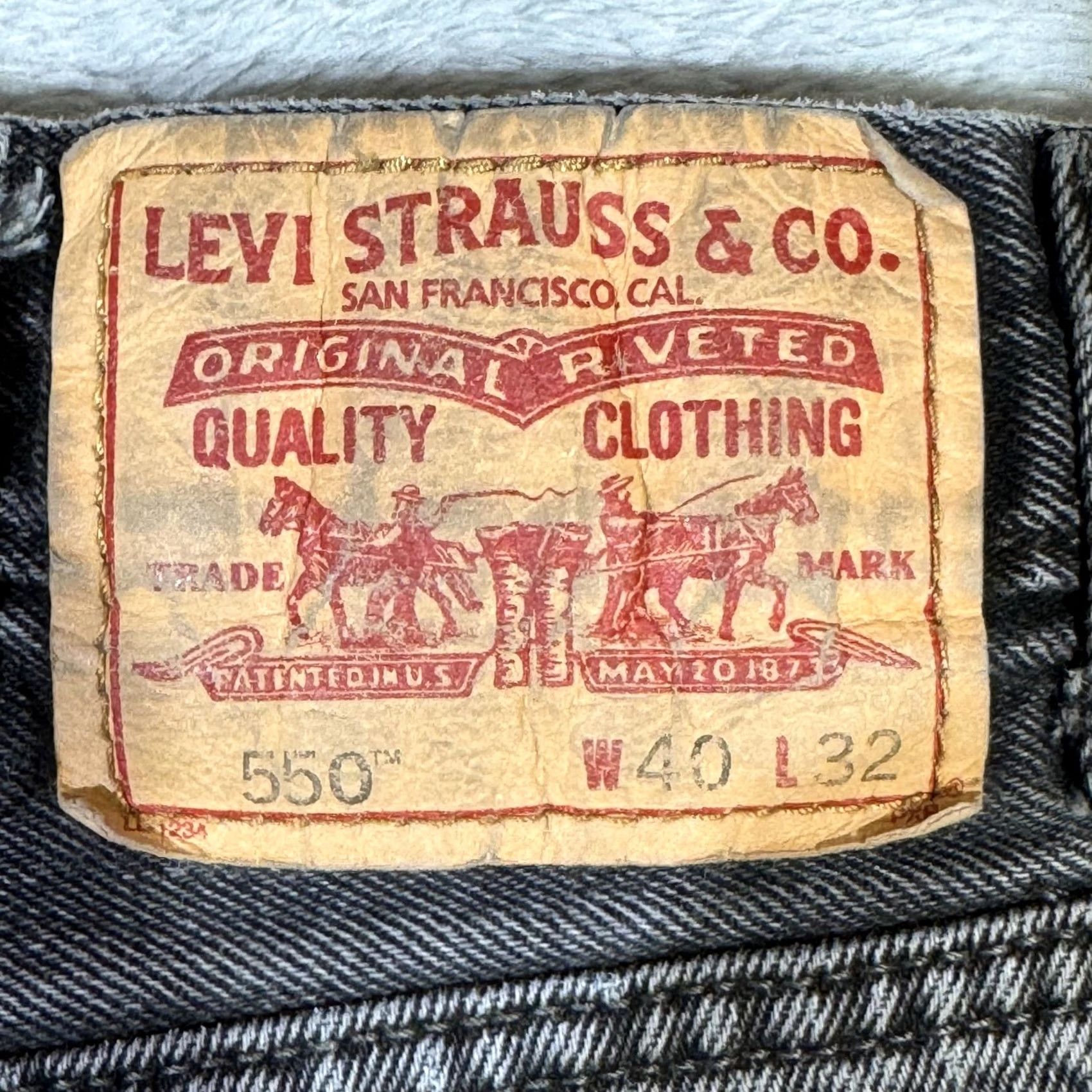 Levi's VINTAGE Levi's 550 Jeans Mens 40x32 Black Relaxed Fit Tapered Leg 100 Cotton Size US 40 / EU 56 - 3 Thumbnail