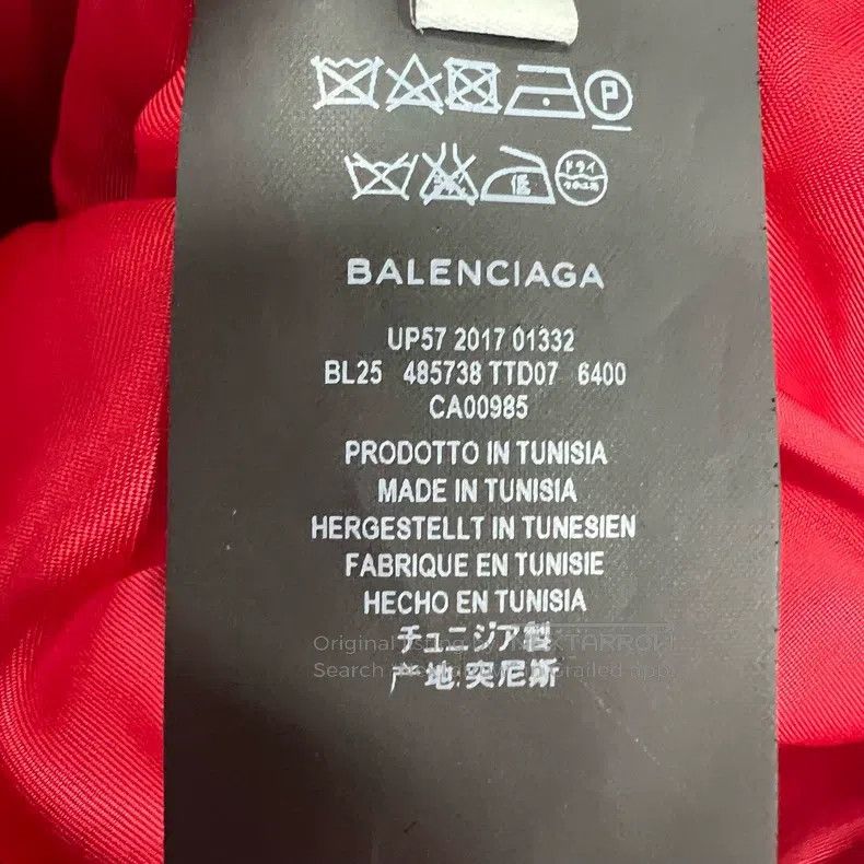 Balenciaga Balenciaga Red Letter Print Stand Collar Long Sleeve Down Size US S / EU 44-46 / 1 - 5 Thumbnail