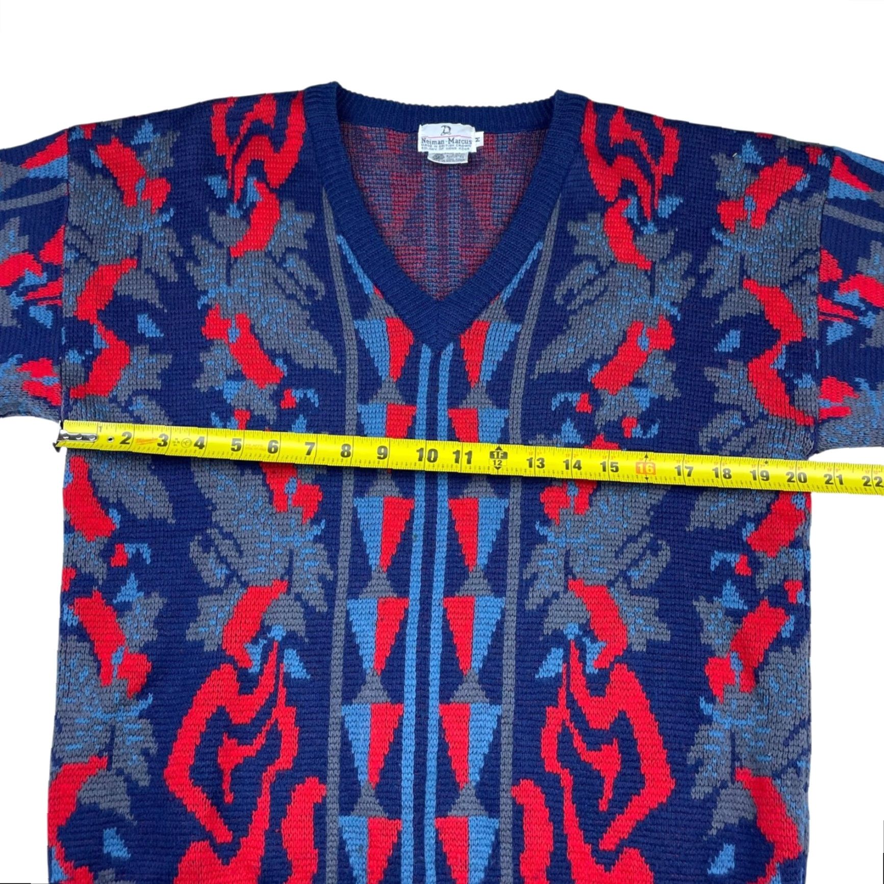 Neiman Marcus VINTAGE Neiman Marcus Men's Sweater Geometric Wool V-Neck Pullover Blue Gray Red Medium Size US M / EU 48-50 / 2 - 6 Thumbnail